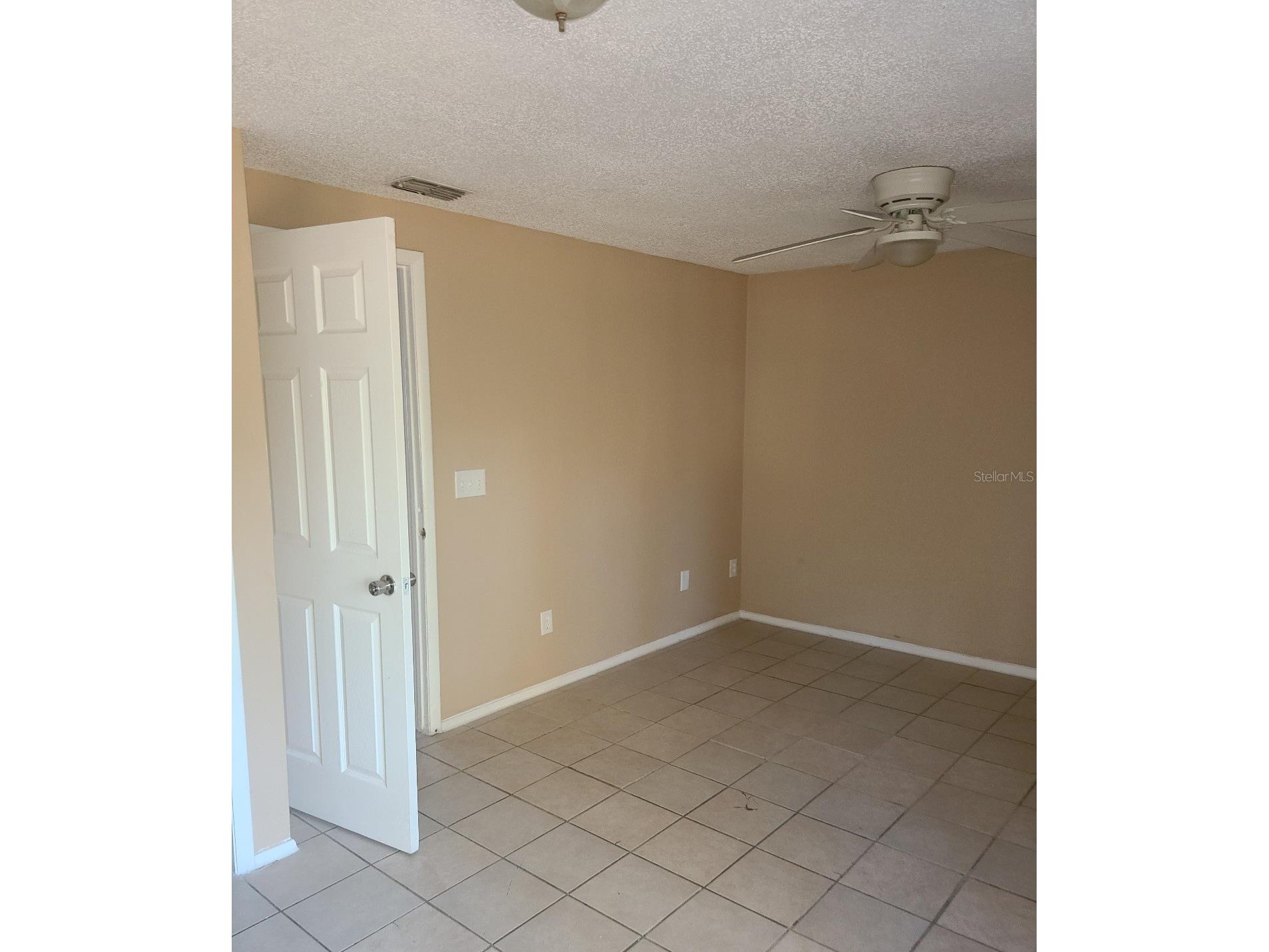 4910 Silver Oaks Village #B Orlando FL 32808 O6392655 image11
