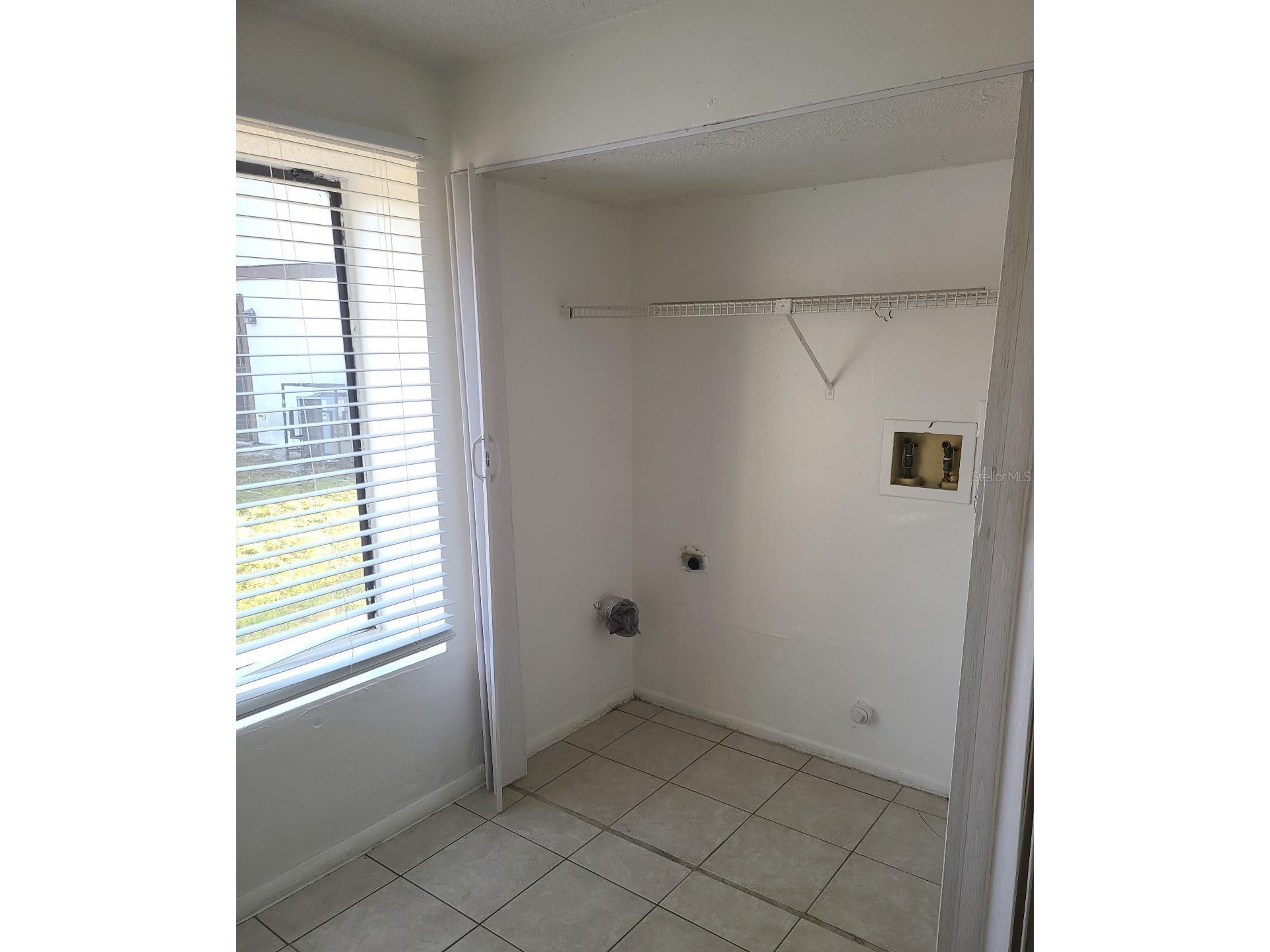 4910 Silver Oaks Village #B Orlando FL 32808 O6392655 image7