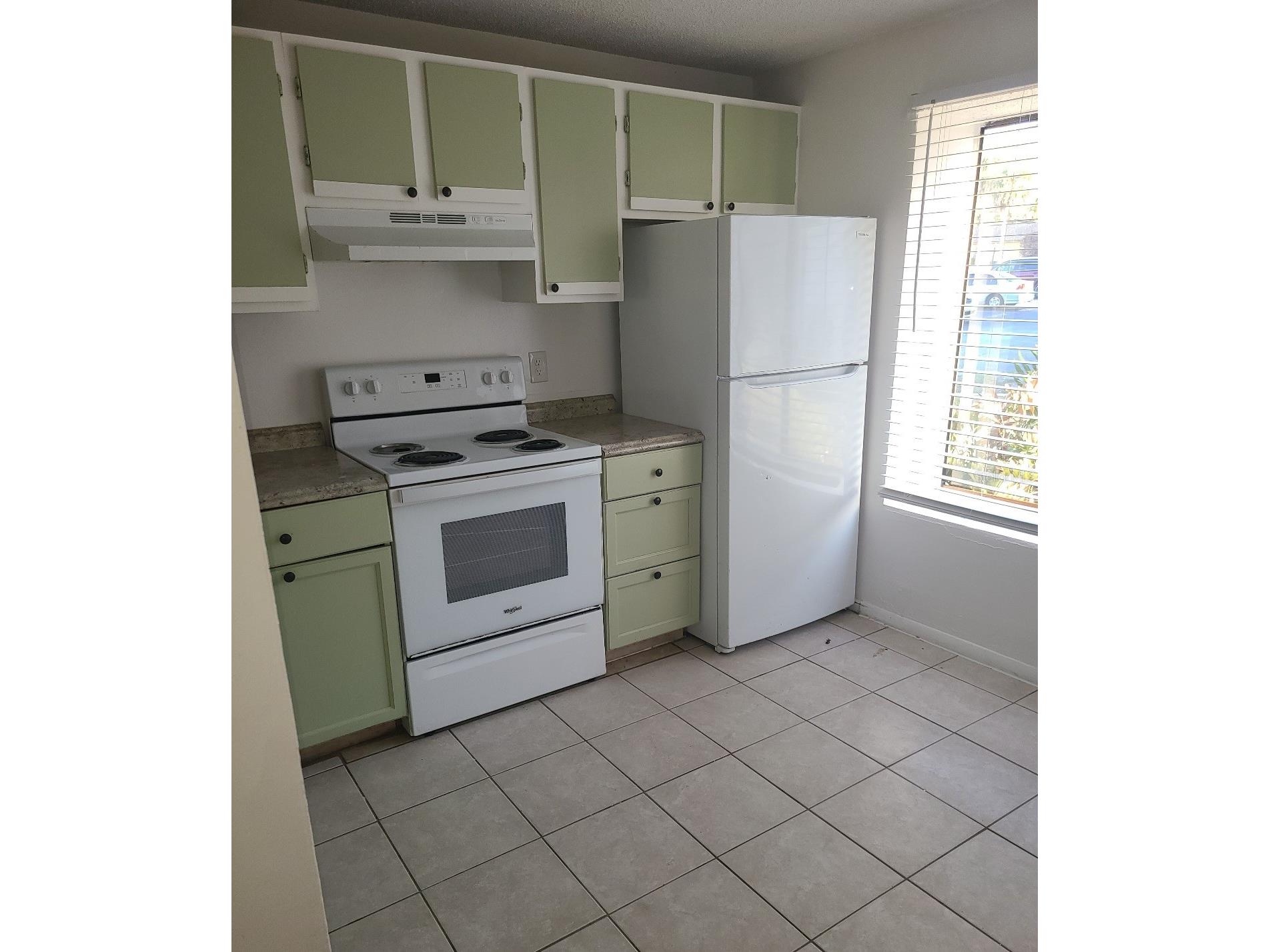 4910 Silver Oaks Village #B Orlando FL 32808 O6392655 image8