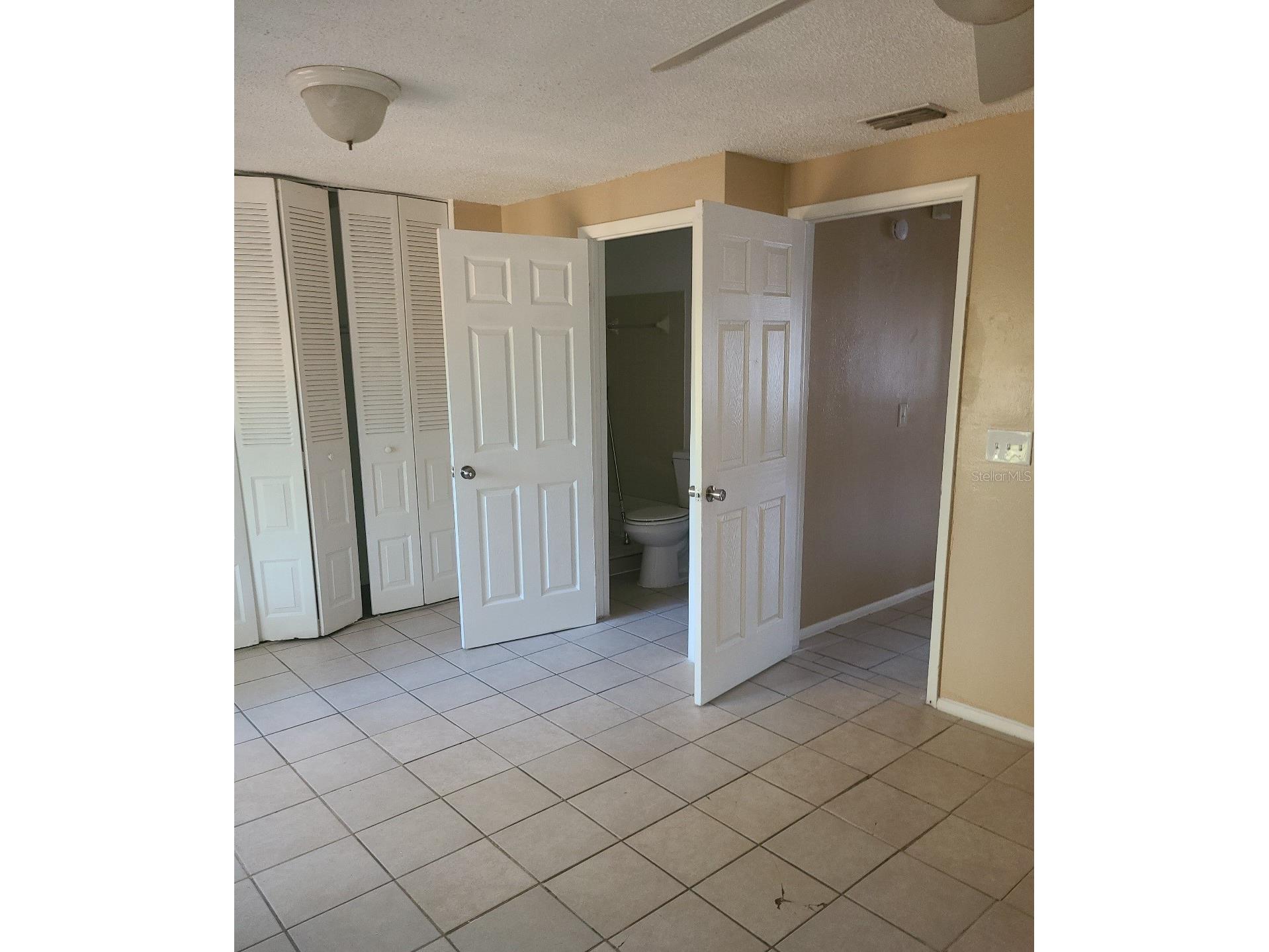 4910 Silver Oaks Village #B Orlando FL 32808 O6392655 image9