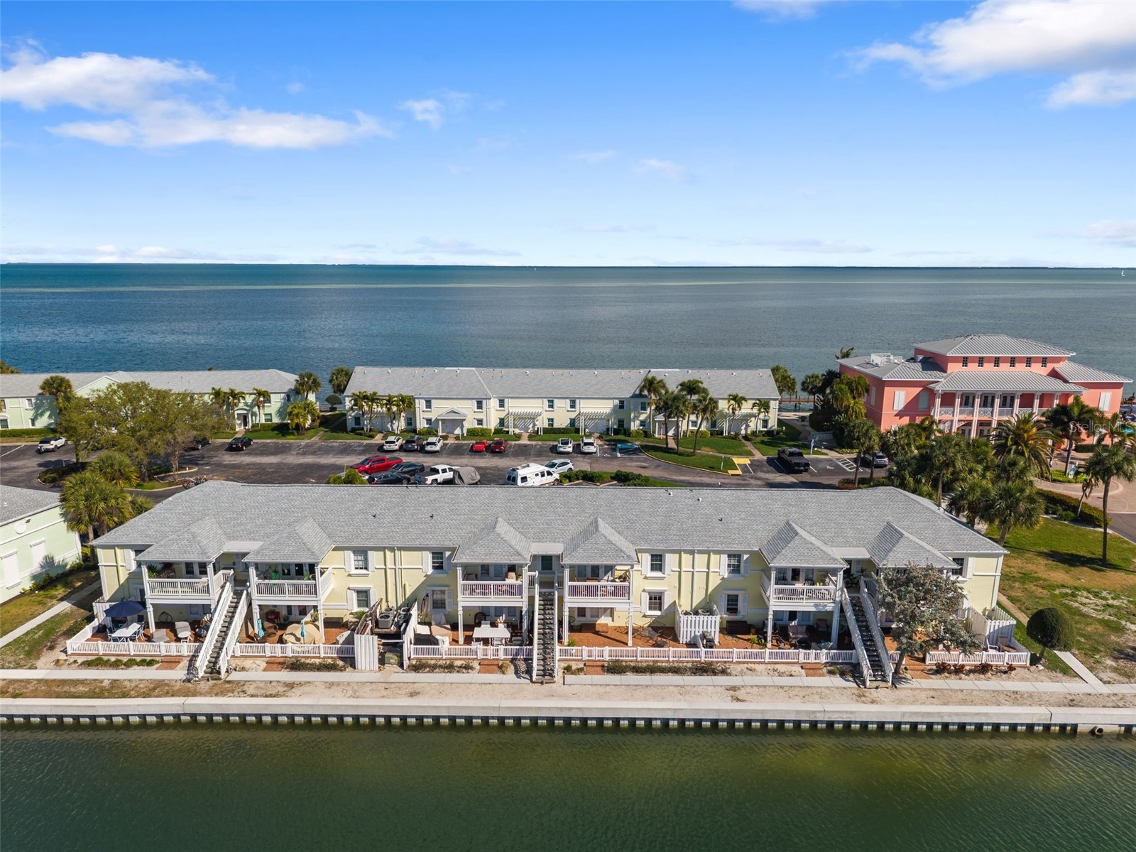 4911 Coquina Key Drive SE #C Saint Petersburg FL 33705 TB8483439 image1