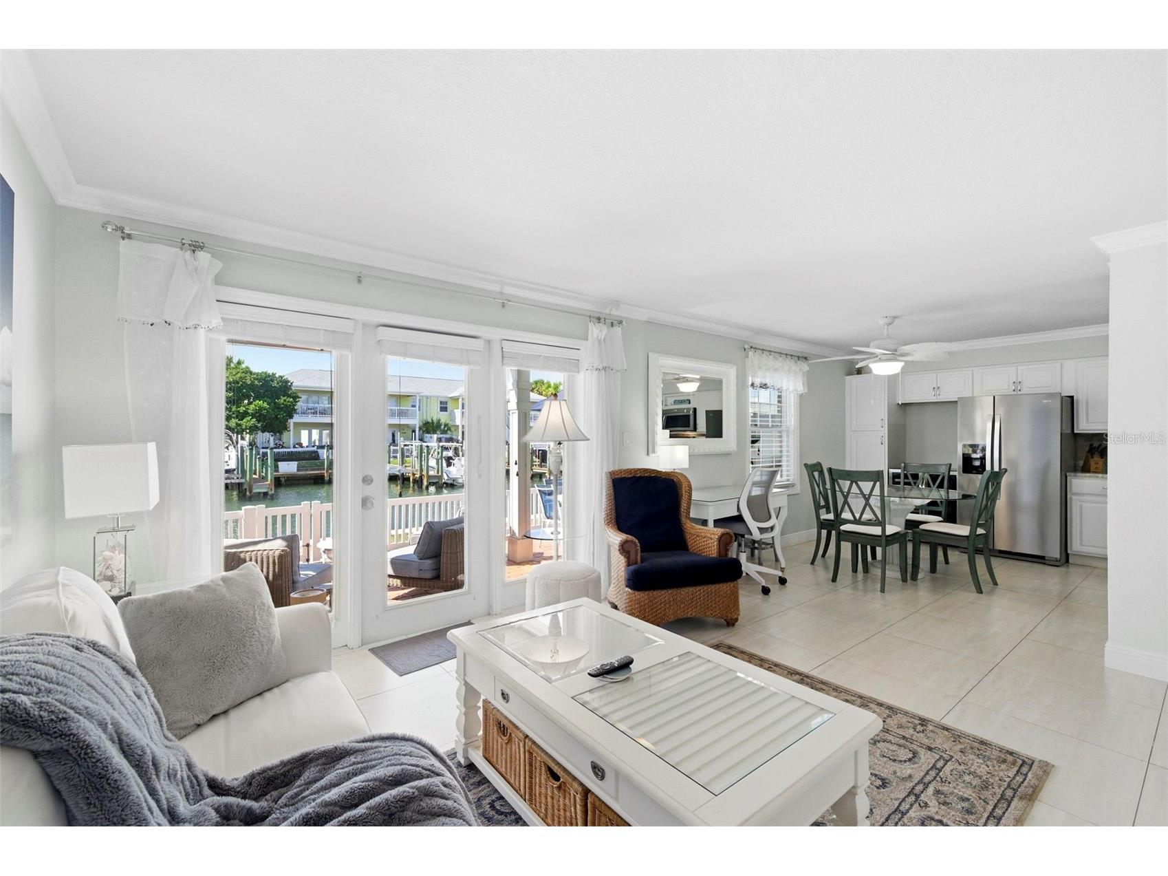 4911 Coquina Key Drive SE #C Saint Petersburg FL 33705 TB8483439 image6