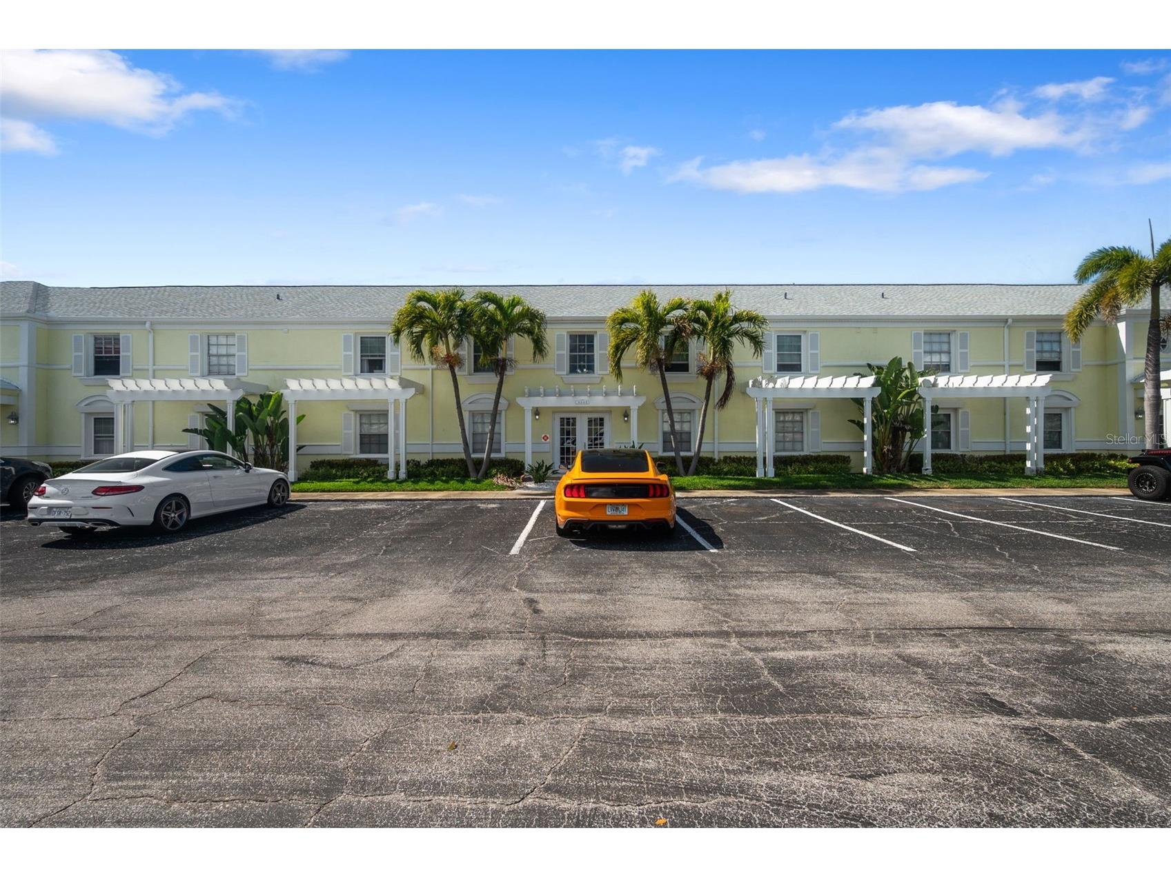 4911 Coquina Key Drive SE #C Saint Petersburg FL 33705 TB8483439 image69