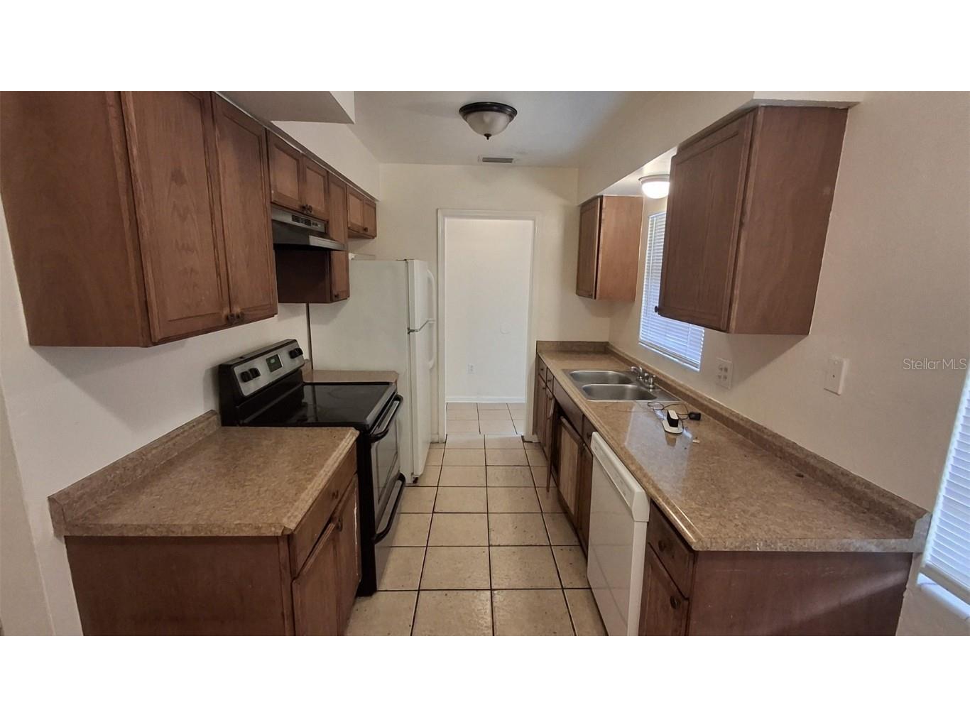 4911 Danny Boy Circle Orlando FL 32808 O6365984 image6