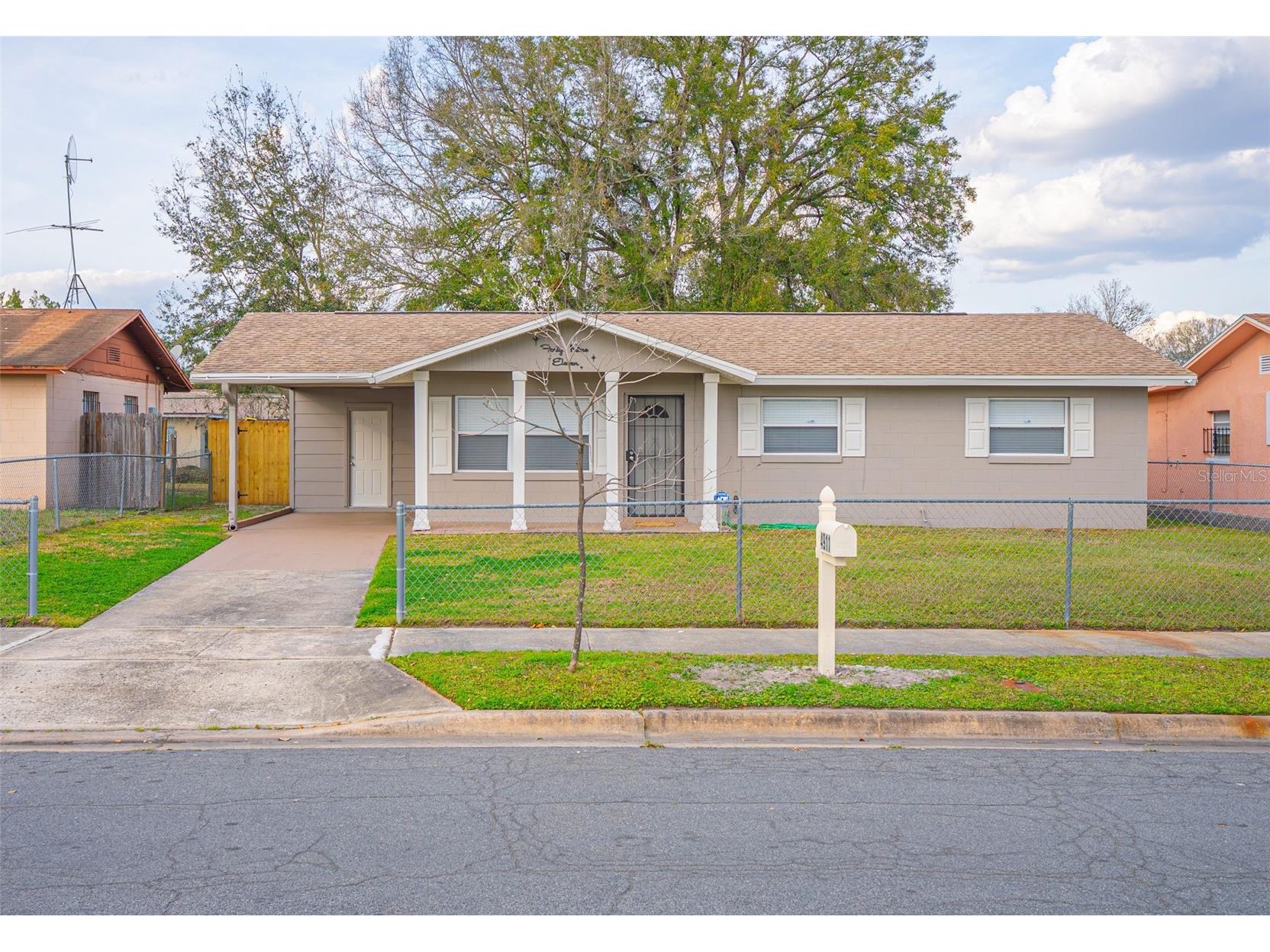 4911 Elese Street Orlando FL 32811 O6384908 image1