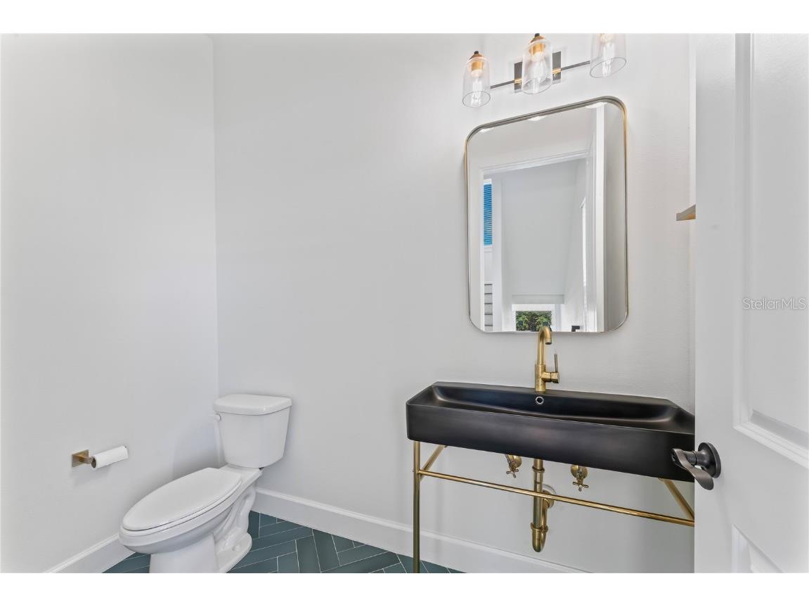 4911 N Nebraska Avenue Tampa FL 33603 TB8384734 image5