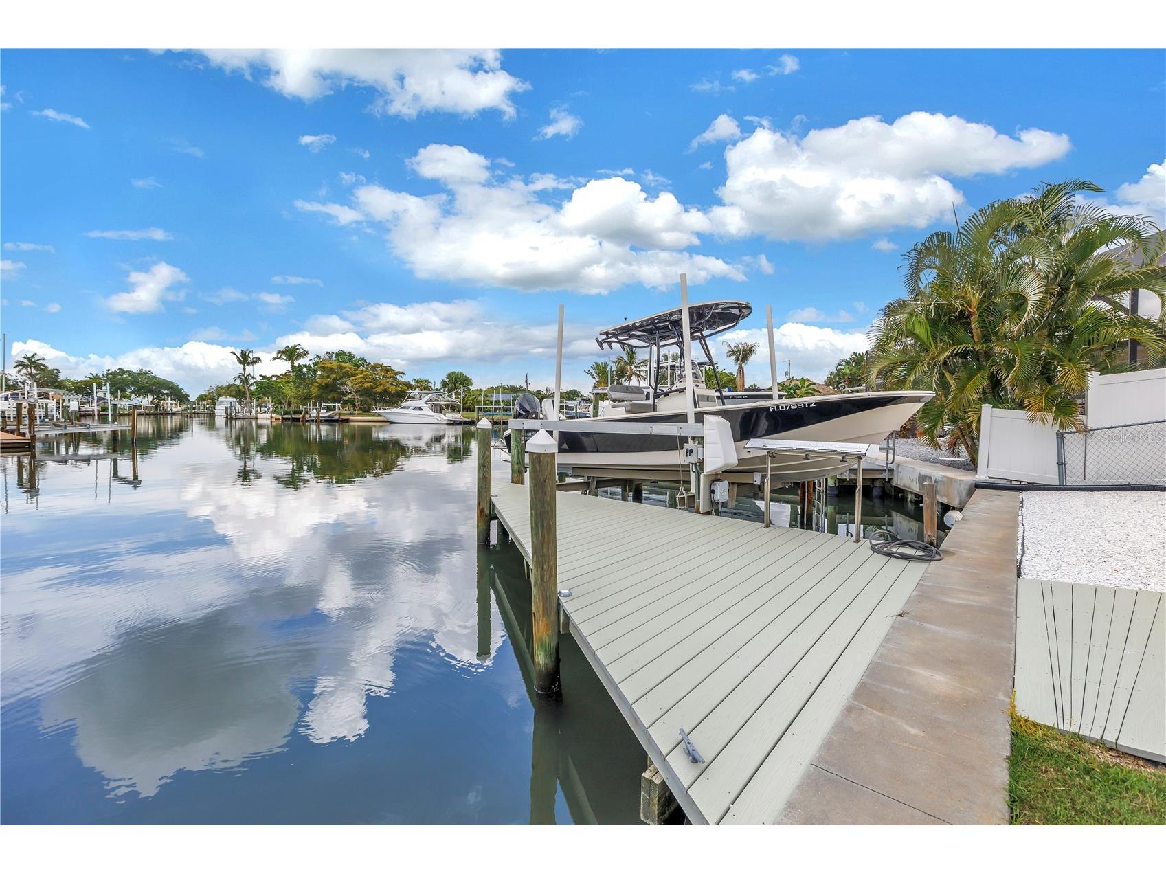 4911 Palmetto Point Drive Palmetto FL 34221 - JAMAICA HARBOR TB8511146 image1