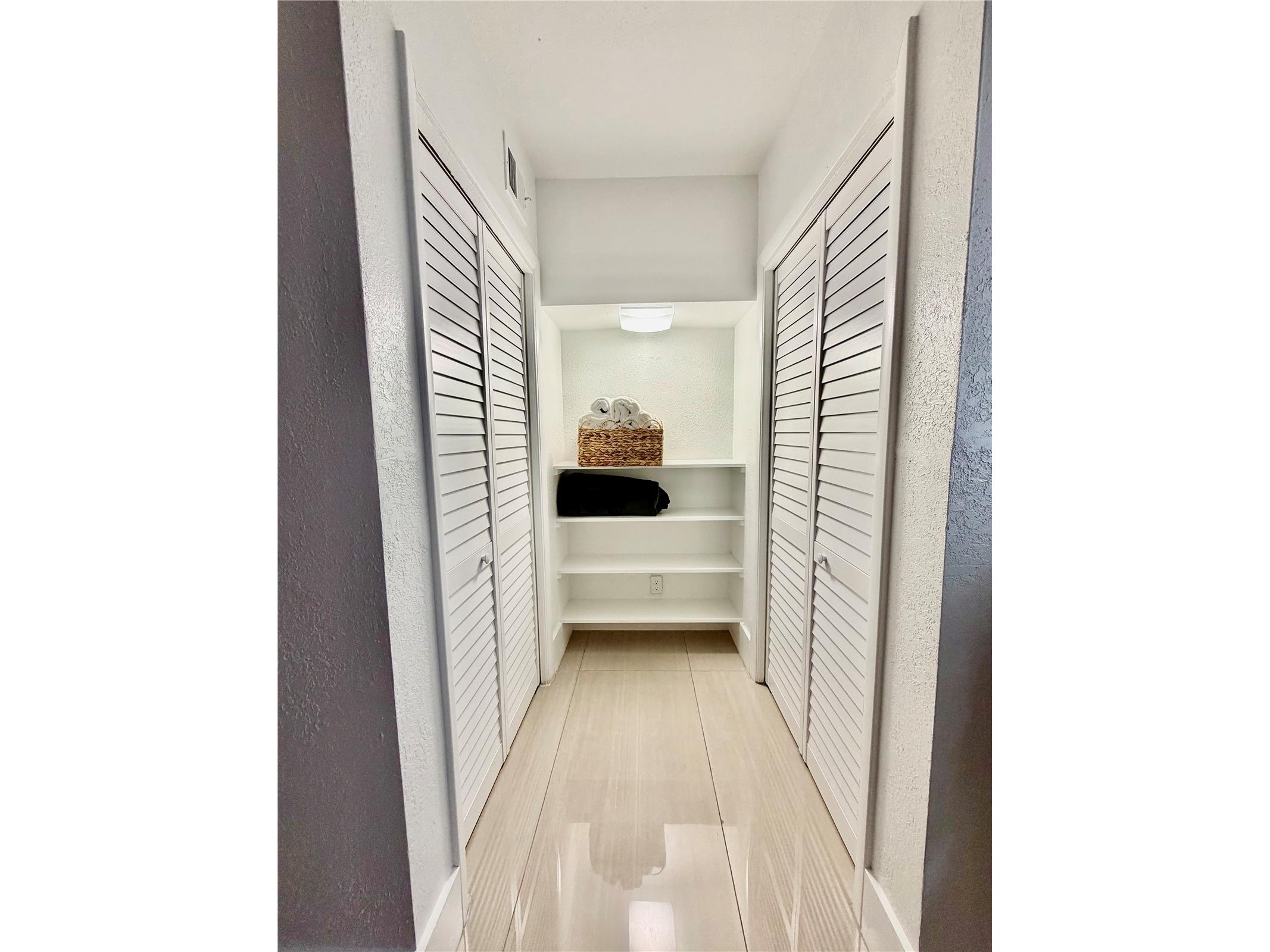 4911 Shetland Avenue Tampa FL 33615 TB8516467 image27