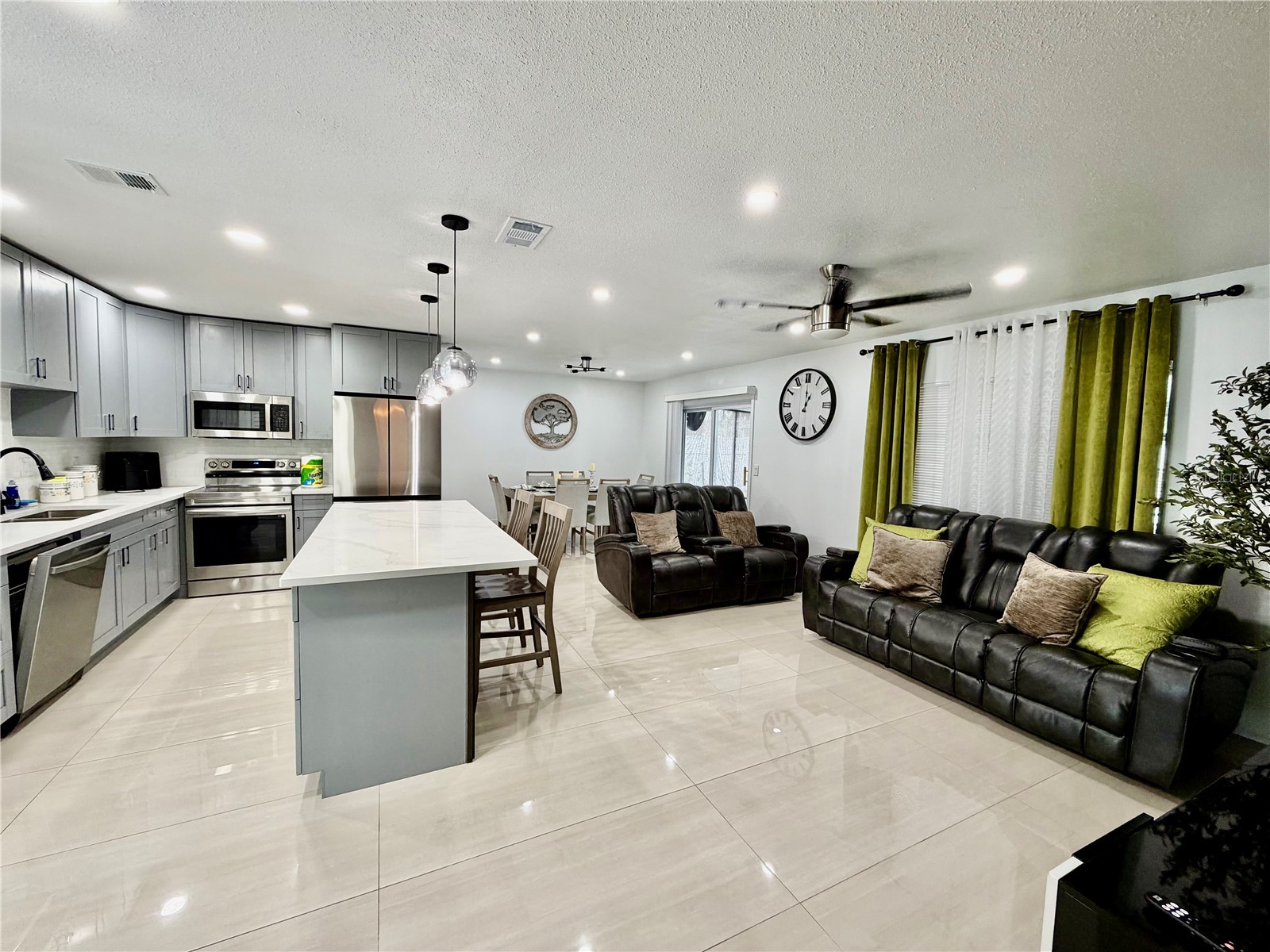 4911 Shetland Avenue Tampa FL 33615 TB8516467 image6
