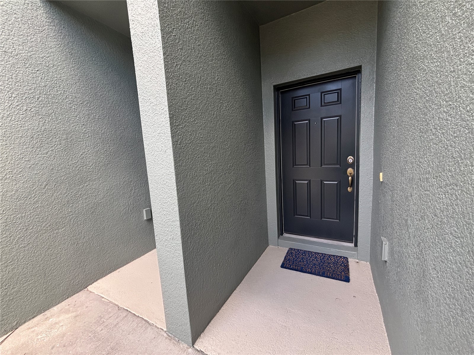 4912 White Sanderling Court Tampa FL 33619 TB8492175 image4