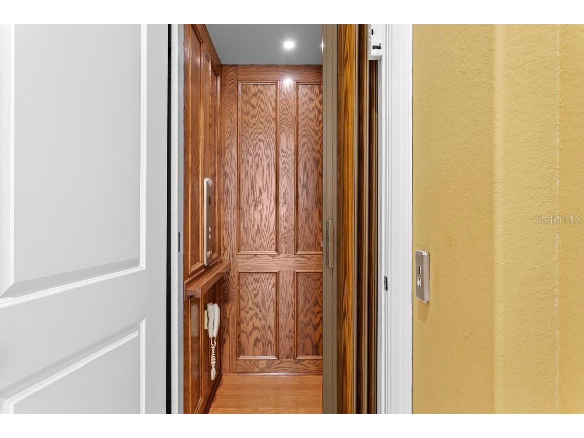 4912 Yacht Club Drive Tampa FL 33616 TB8446295 image18