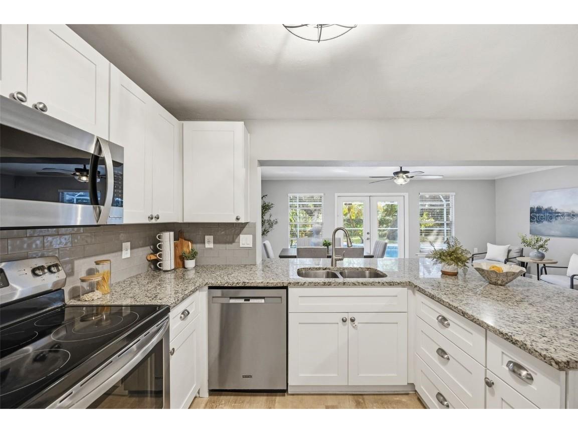 4913 32nd Street E Bradenton FL 34203 A4657083 image13