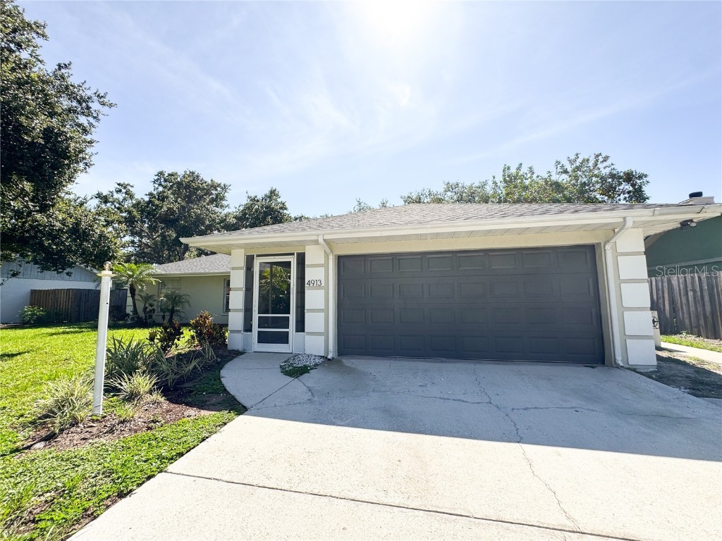 4913 32nd Street E Bradenton FL 34203 A4657083 image4