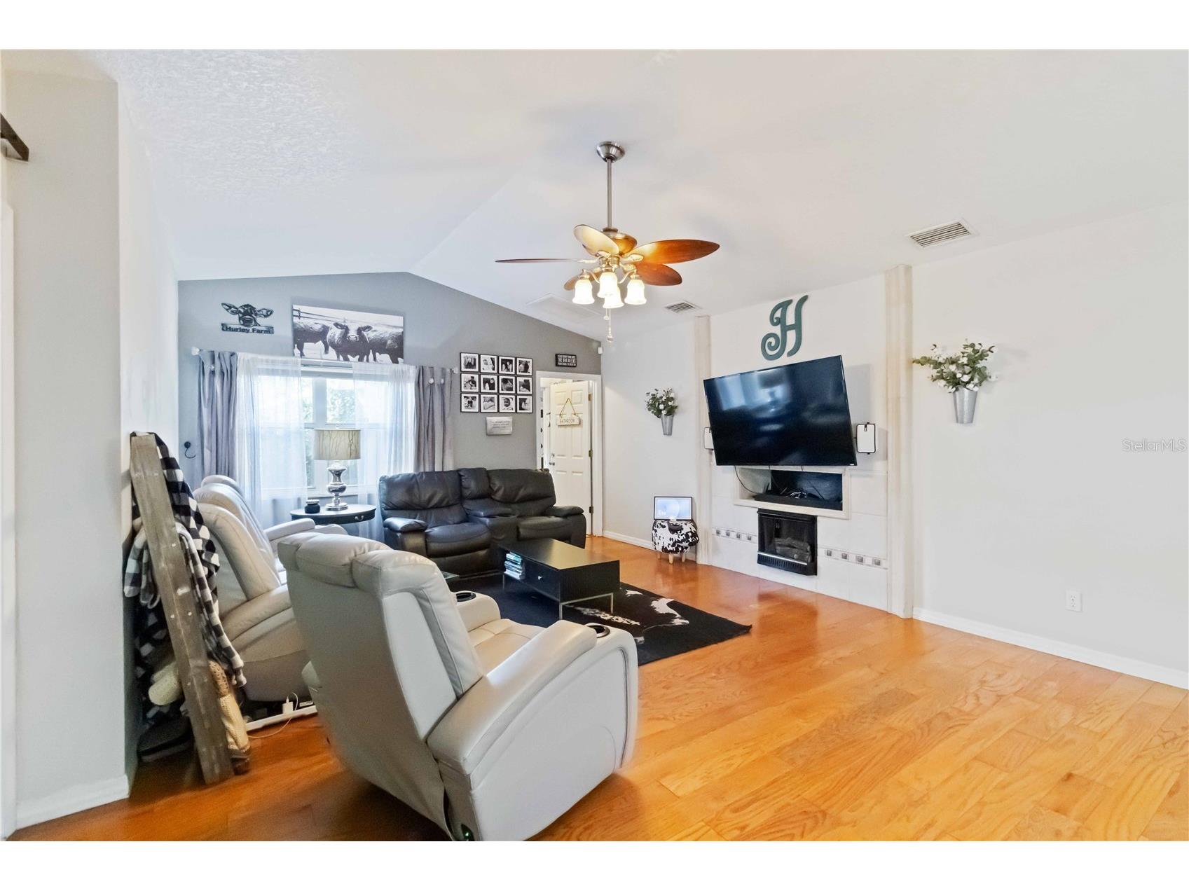 4913 37th Street East Bradenton FL 34203 A4666471 image10