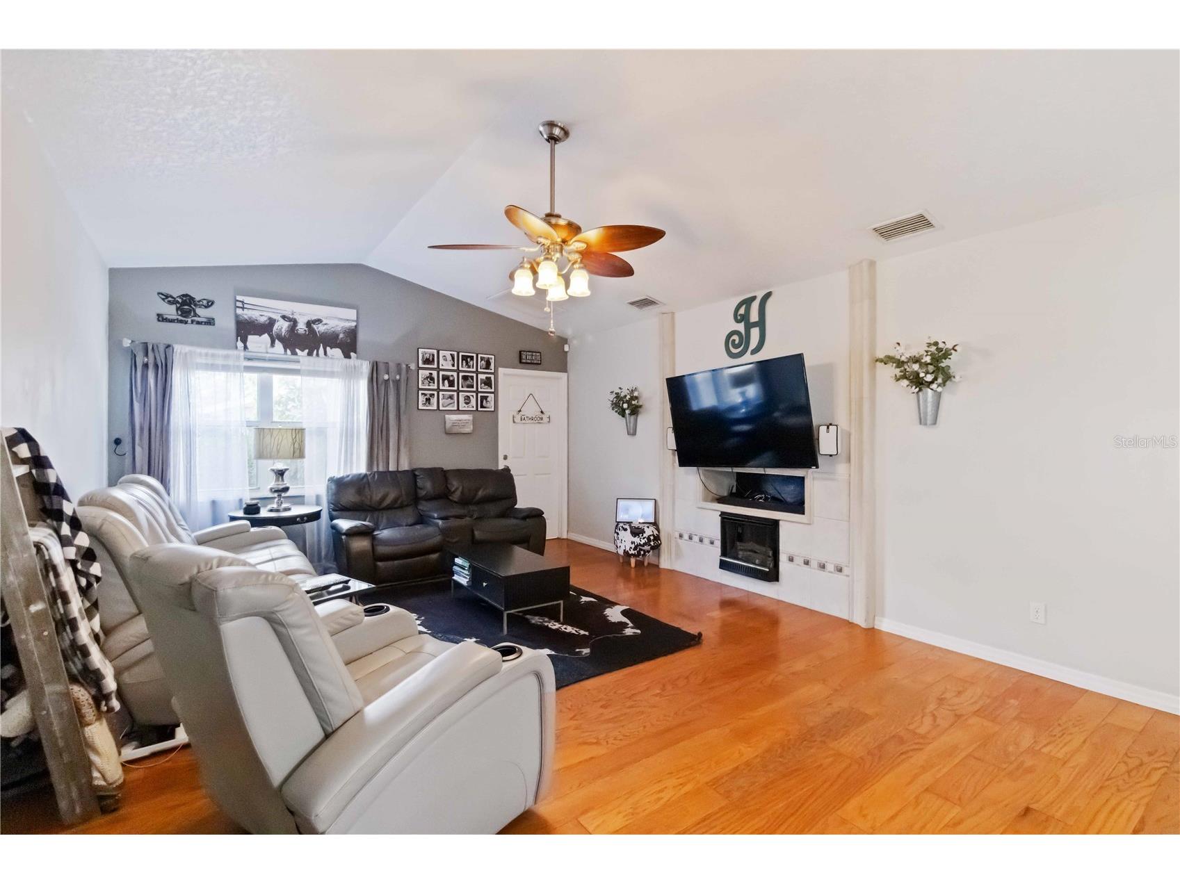 4913 37th Street East Bradenton FL 34203 A4666471 image12