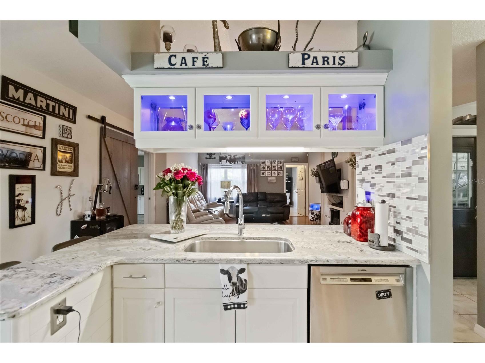 4913 37th Street East Bradenton FL 34203 A4666471 image16