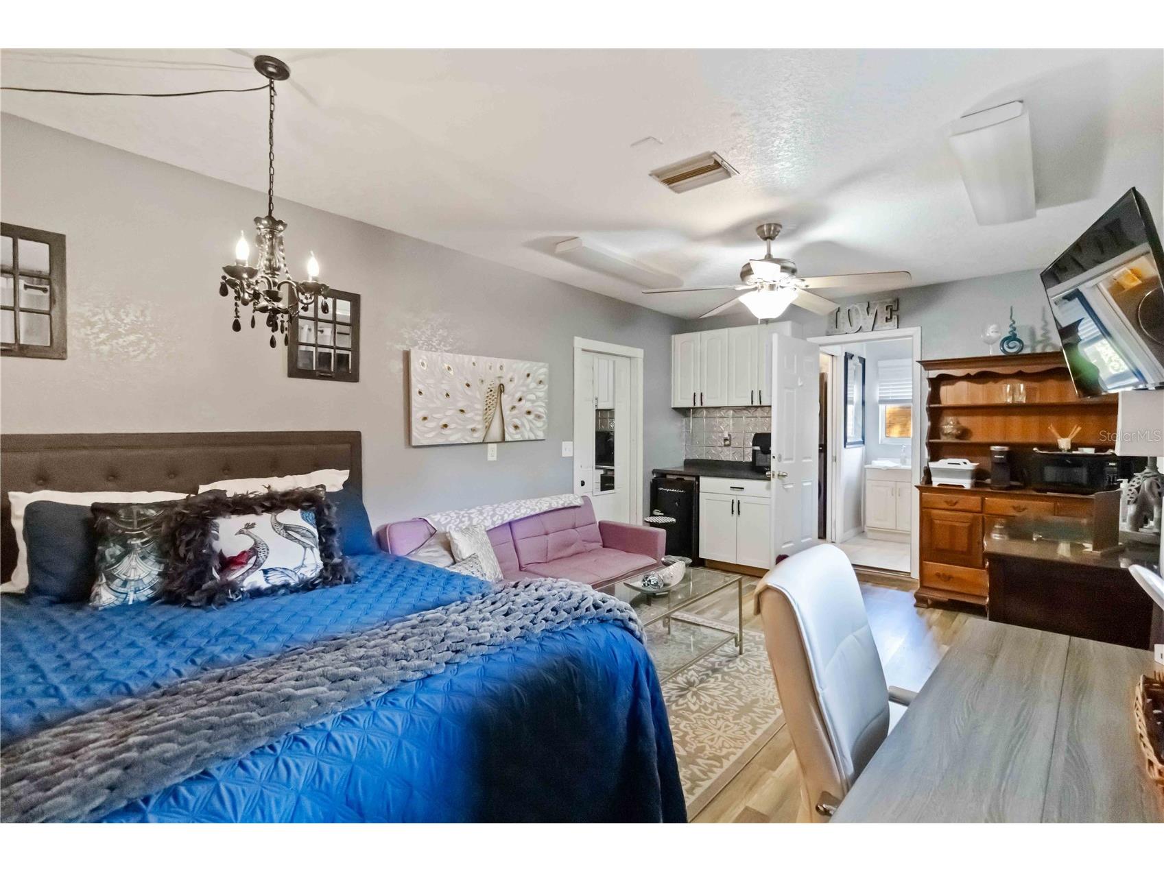 4913 37th Street East Bradenton FL 34203 A4666471 image19