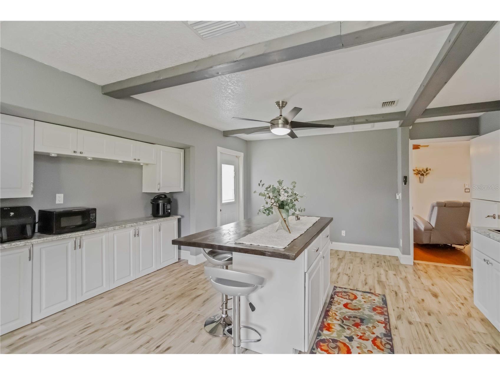 4913 37th Street East Bradenton FL 34203 A4666471 image24