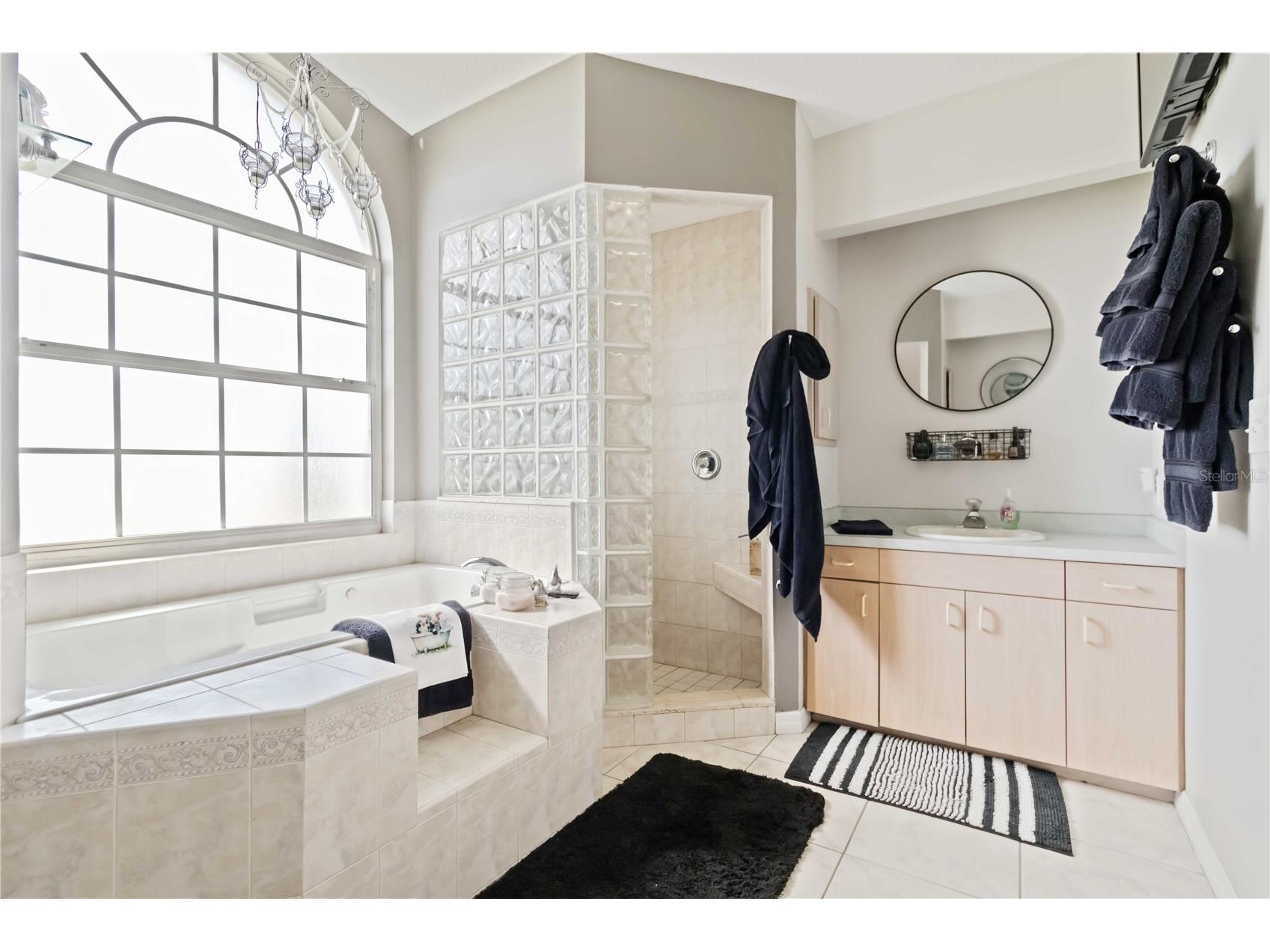 4913 37th Street East Bradenton FL 34203 A4666471 image41