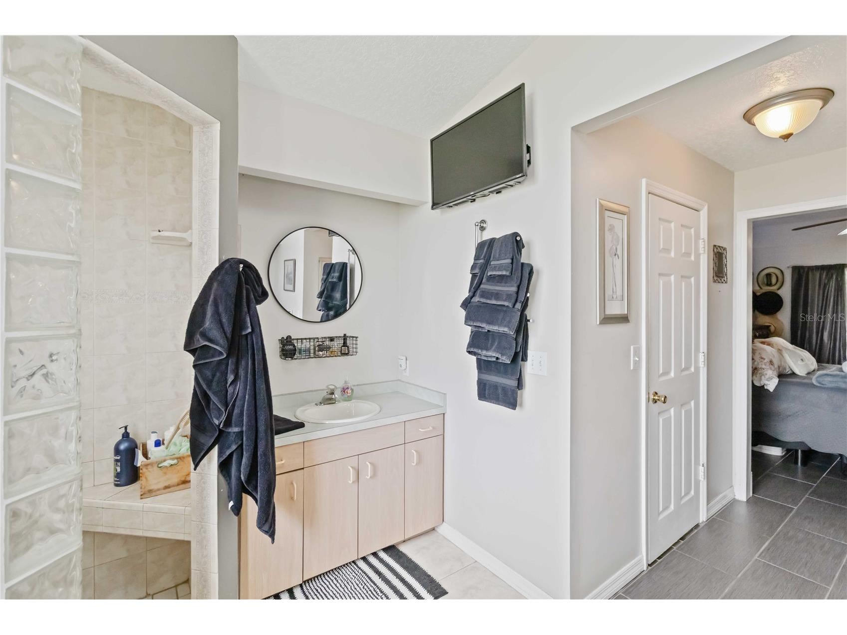 4913 37th Street East Bradenton FL 34203 A4666471 image43