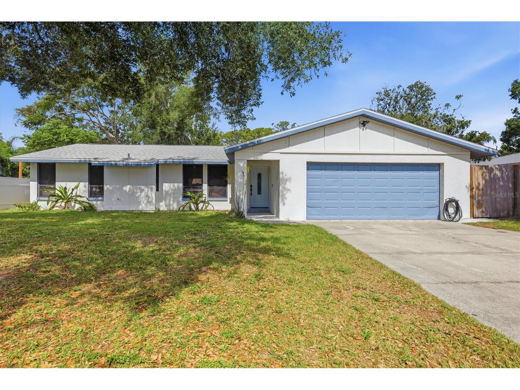 4913 Almanza Avenue Sarasota FL 34235 A4694051 image1