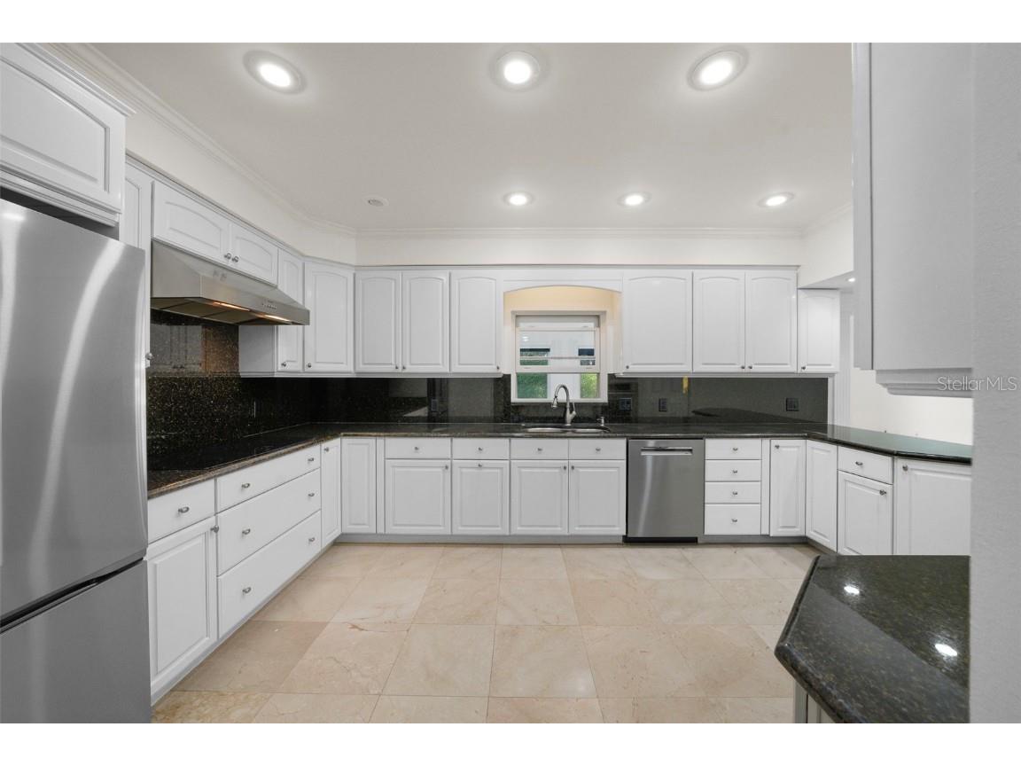 4913 Andros Drive Tampa FL 33629 TB8446997 image13