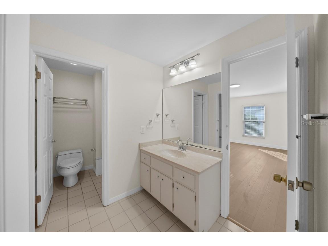 4913 Andros Drive Tampa FL 33629 TB8446997 image40