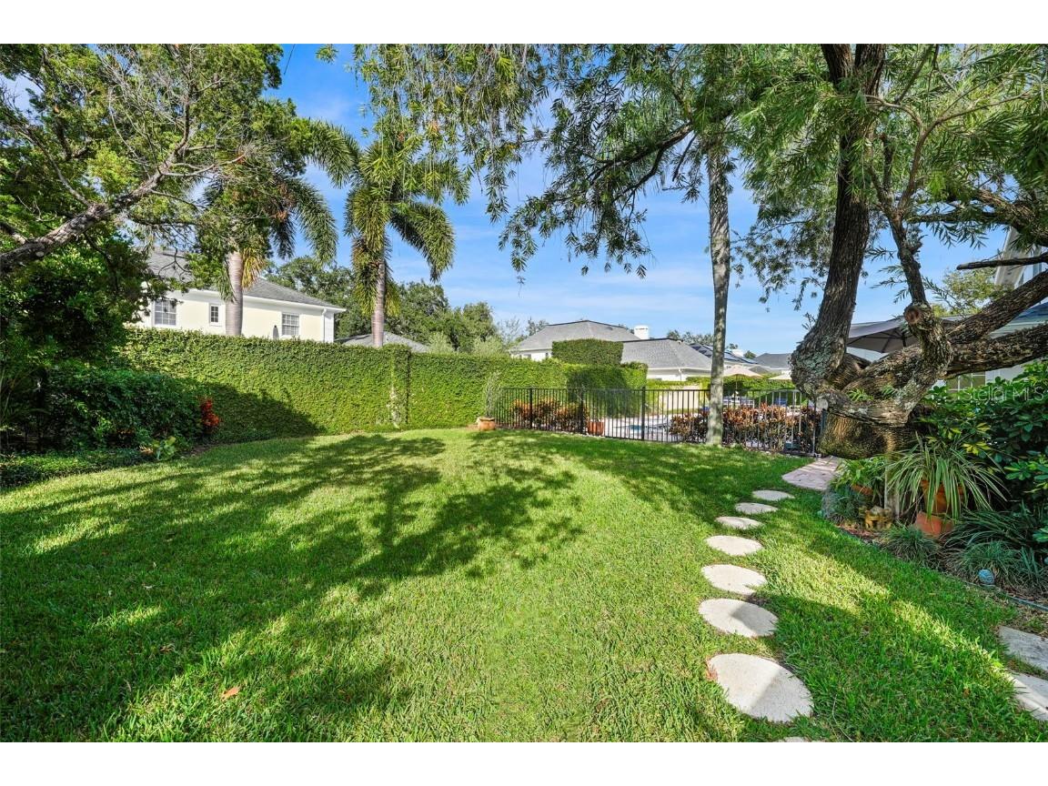 4913 Andros Drive Tampa FL 33629 TB8446997 image52