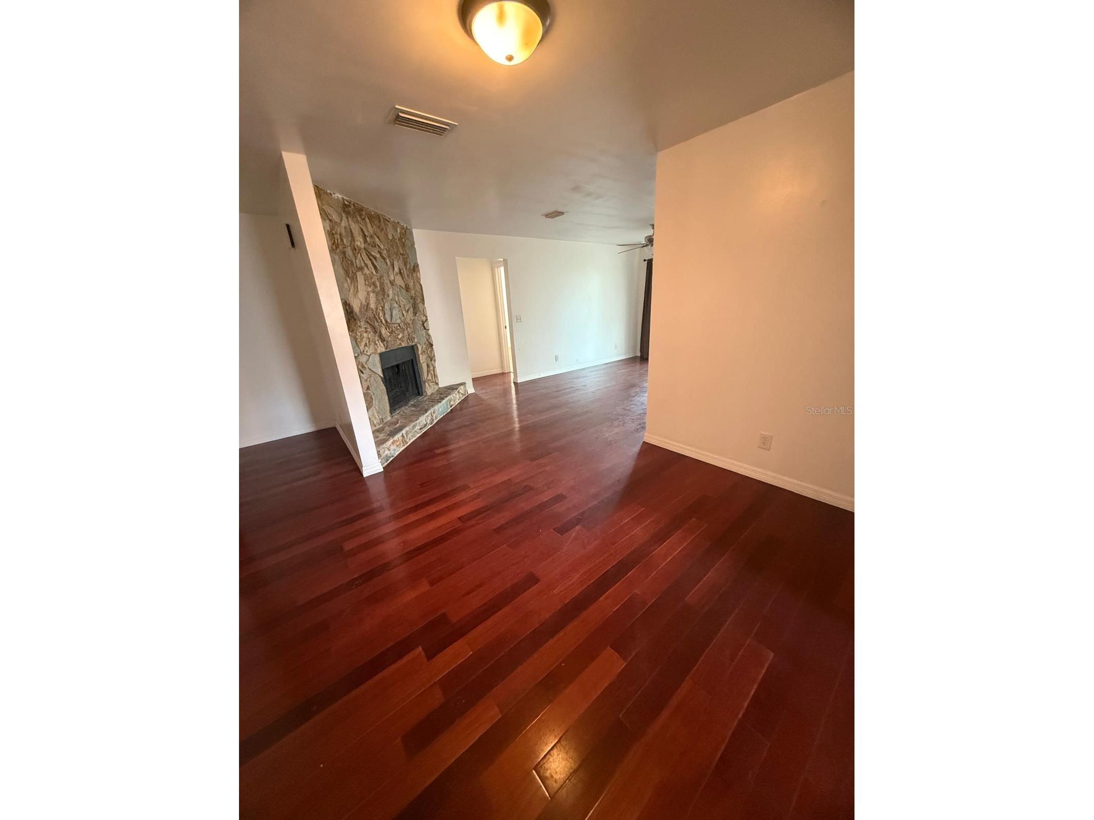 4913 E Liberty Street Tampa FL 33617 TB8480195 image4