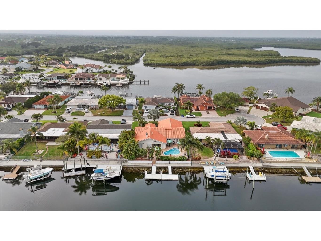 4913 Marlin Drive New Port Richey FL 34652 W7862948 image1