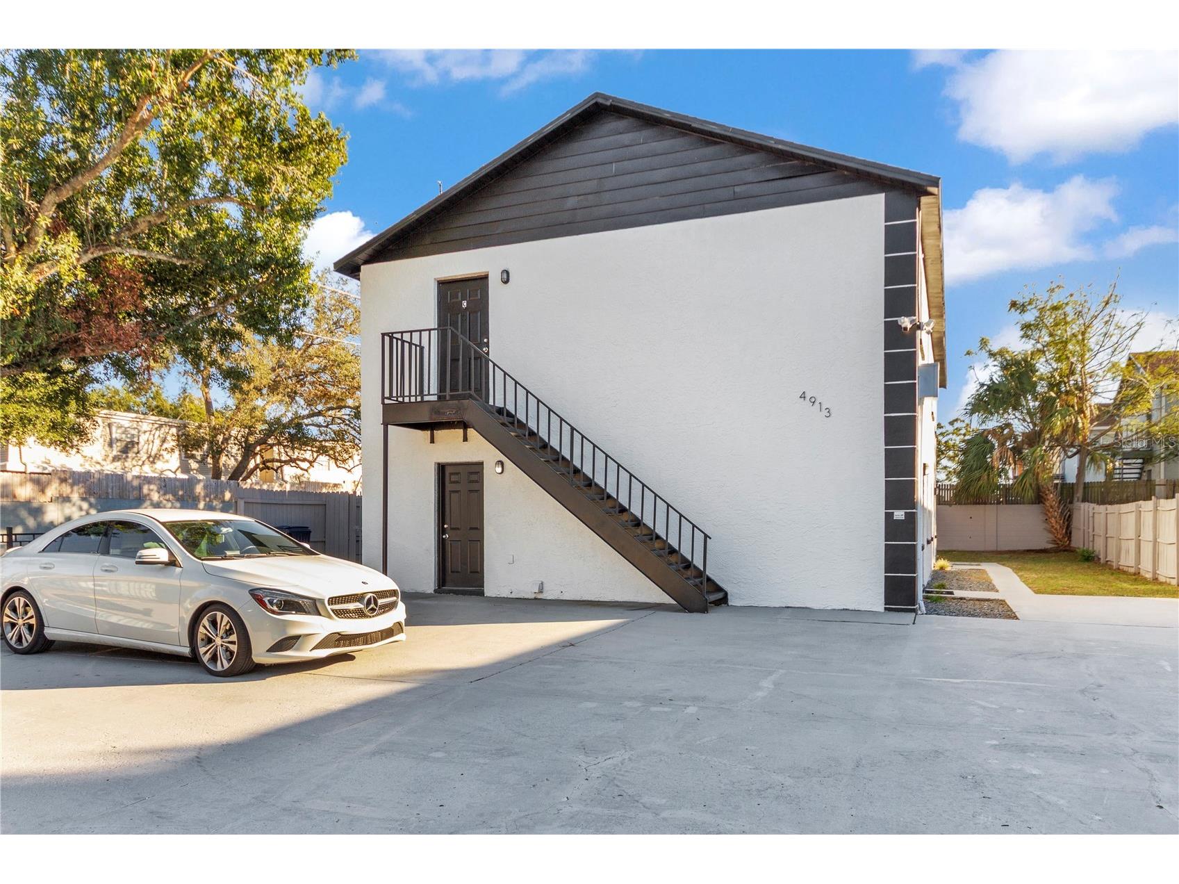 4913 Temple Heights Road #A Tampa FL 33617 TB8459142 image1