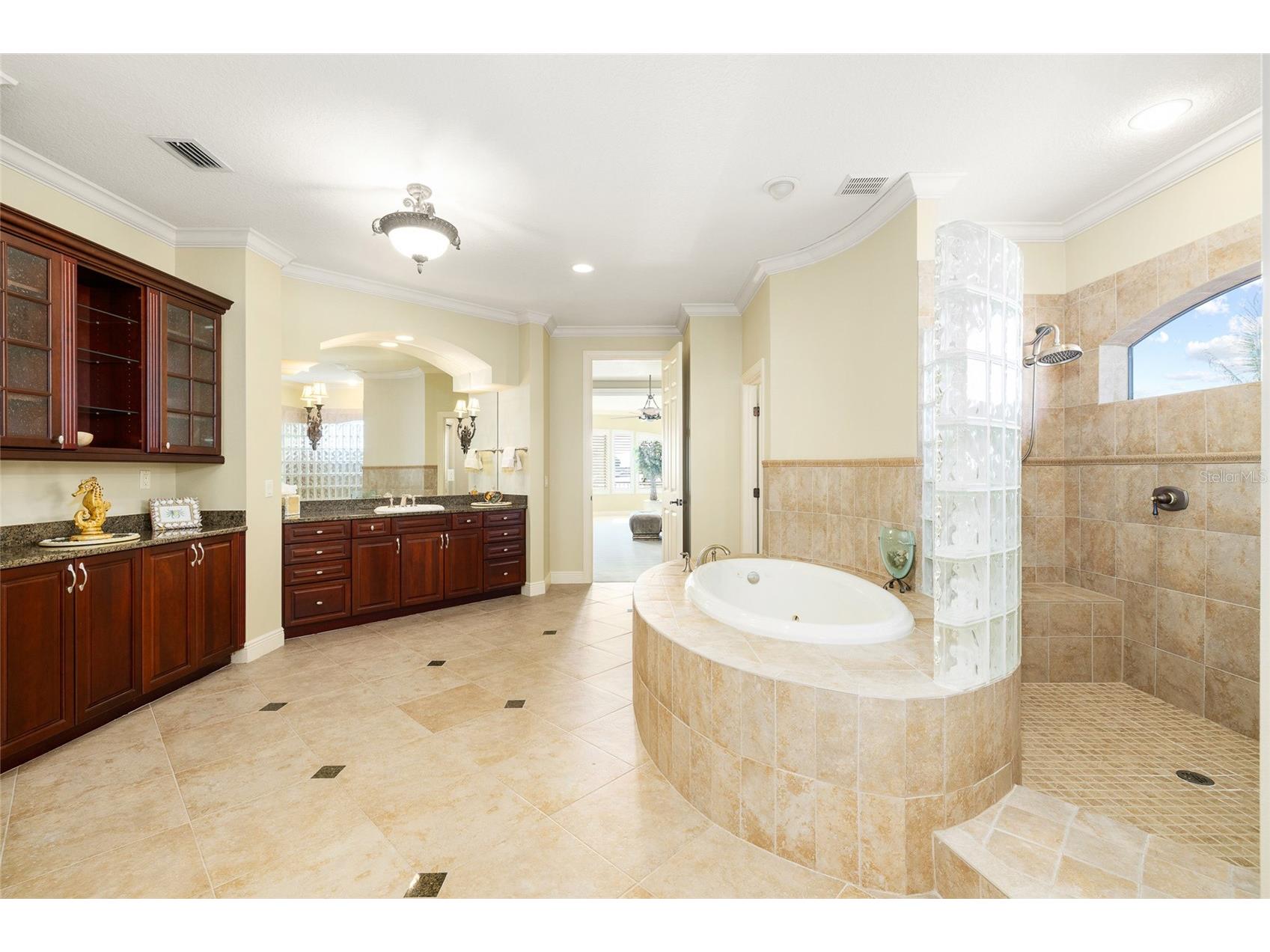 4914 59th Avenue S Saint Petersburg FL 33715 TB8476570 image32