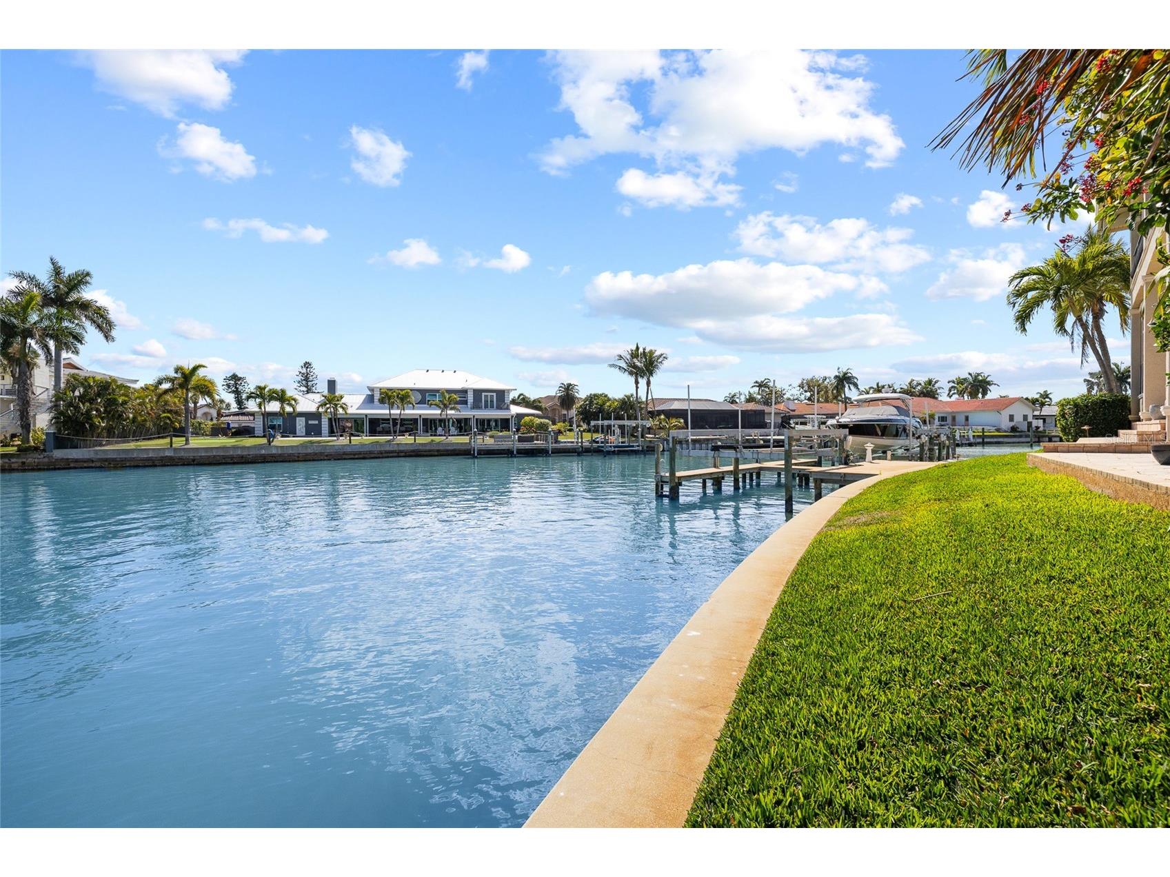 4914 59th Avenue S Saint Petersburg FL 33715 TB8476570 image67