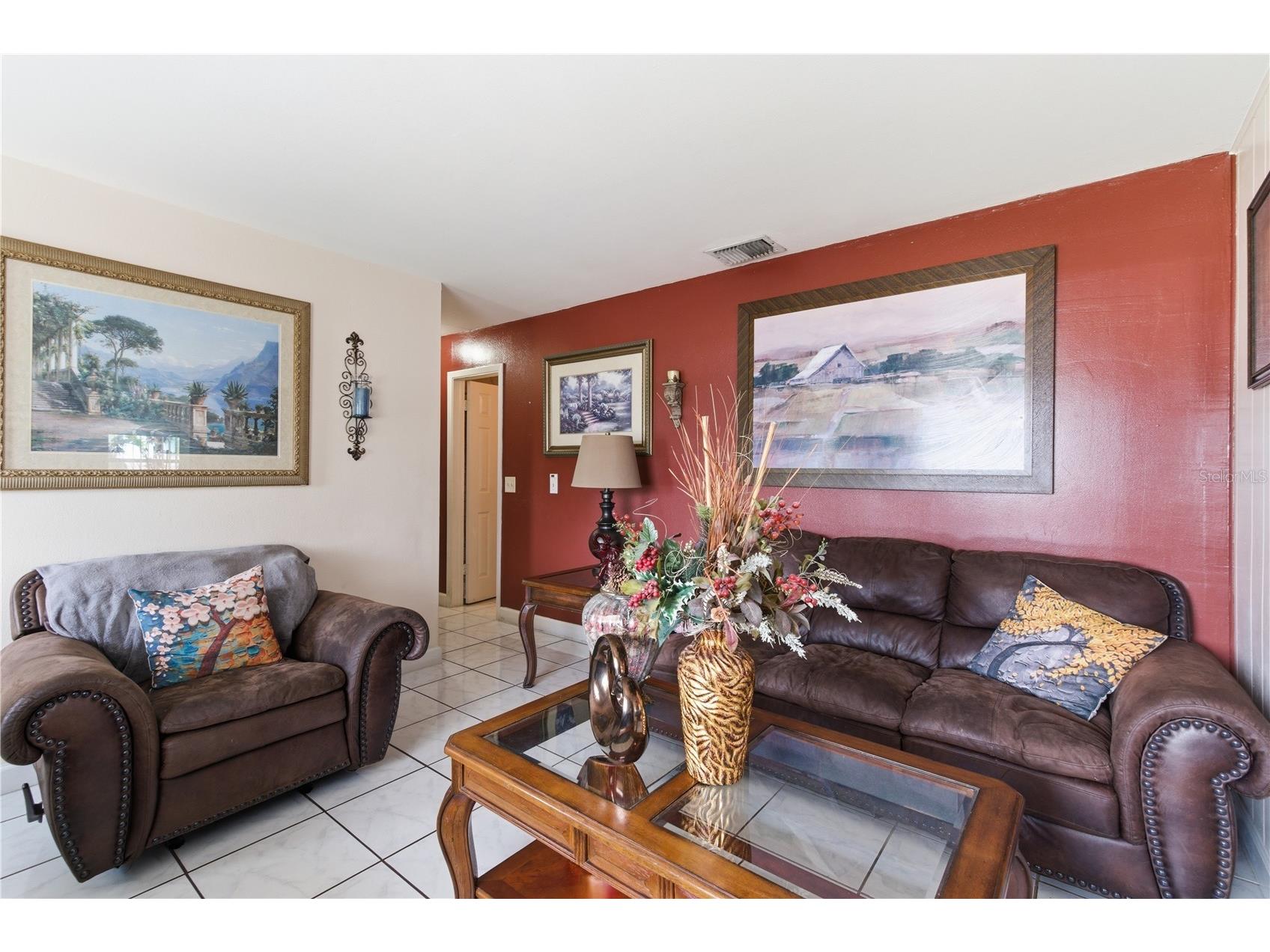 4914 Holiday Drive Tampa FL 33615 TB8513287 image10