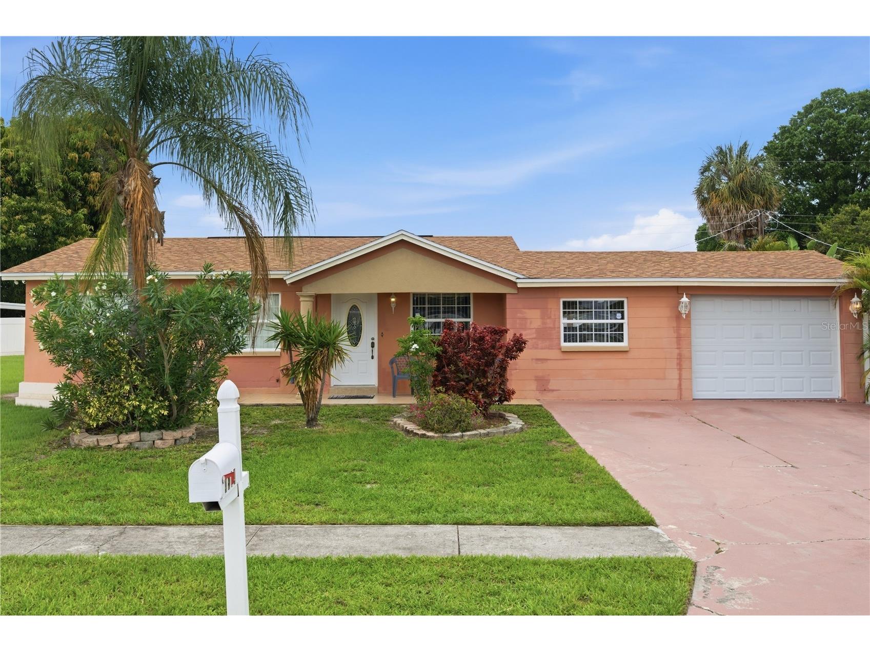 4914 Holiday Drive Tampa FL 33615 TB8513287 image3