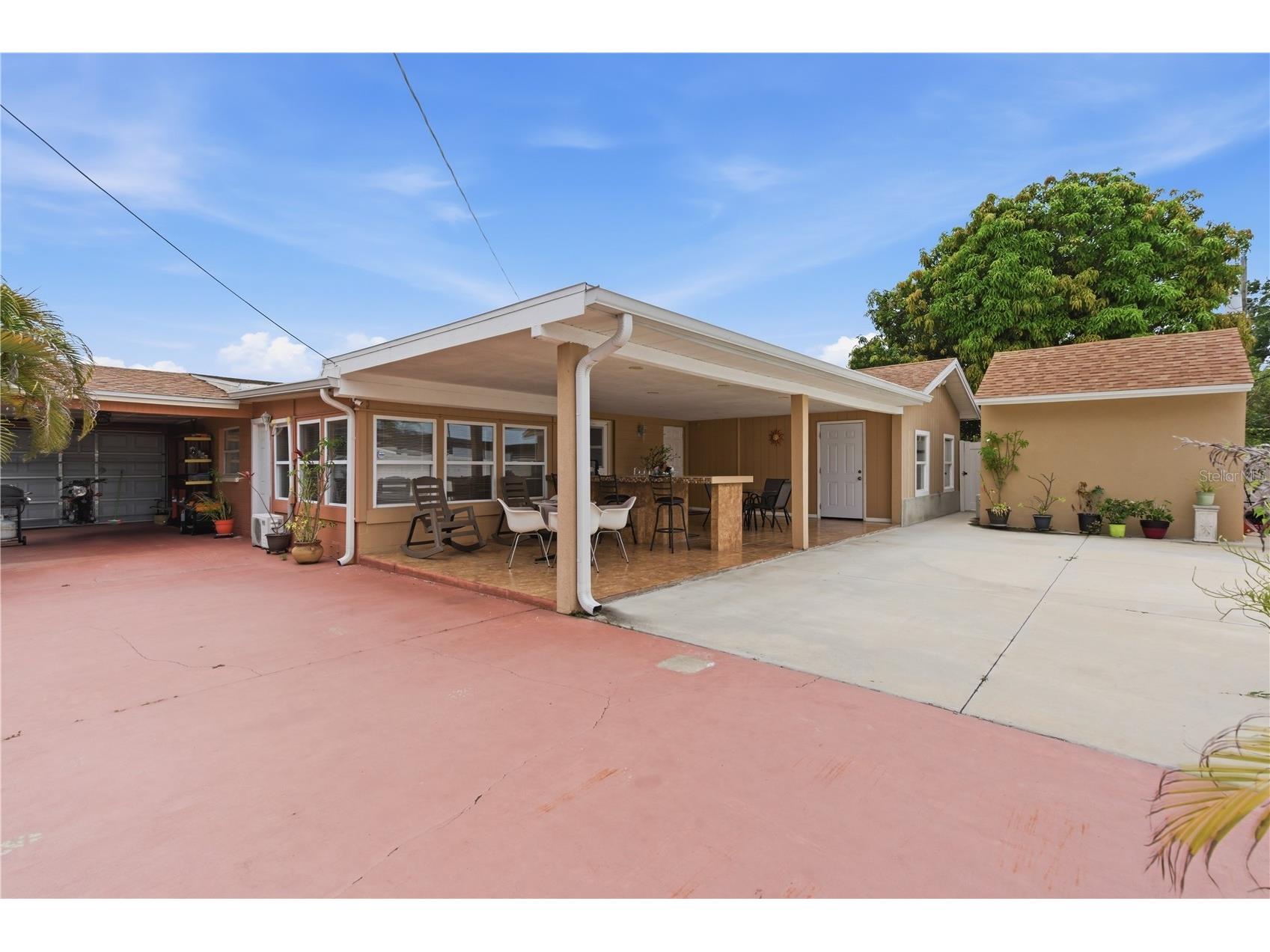 4914 Holiday Drive Tampa FL 33615 TB8513287 image40