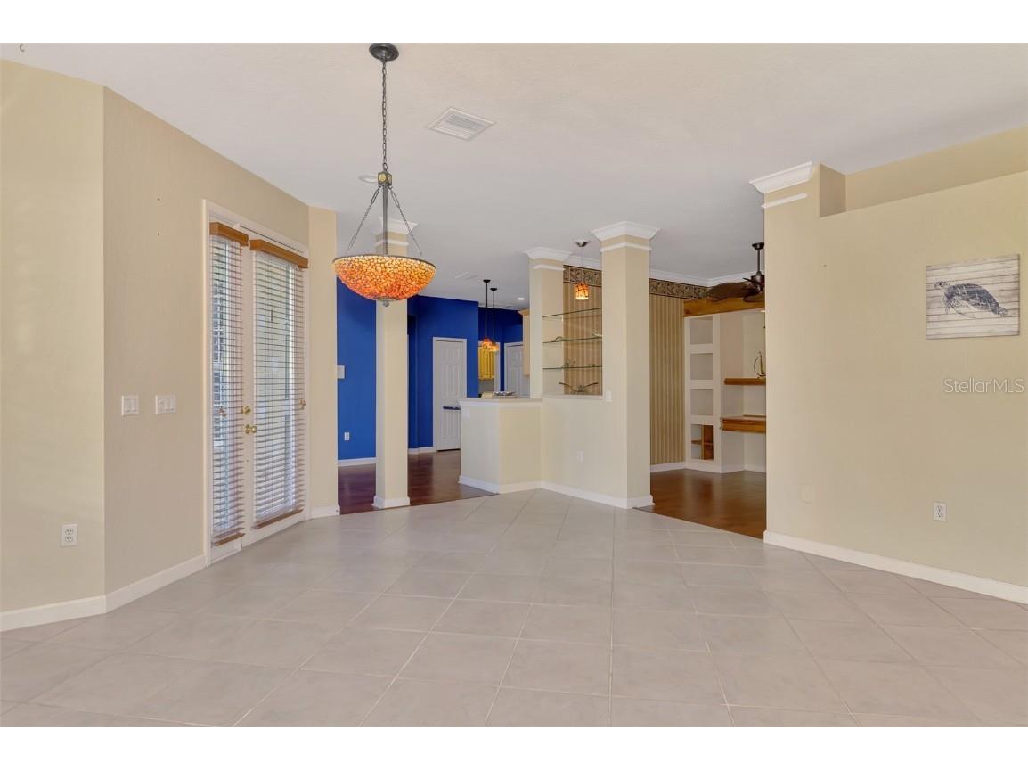 4914 Lakescene Place Sarasota FL 34243 A4636922 image13