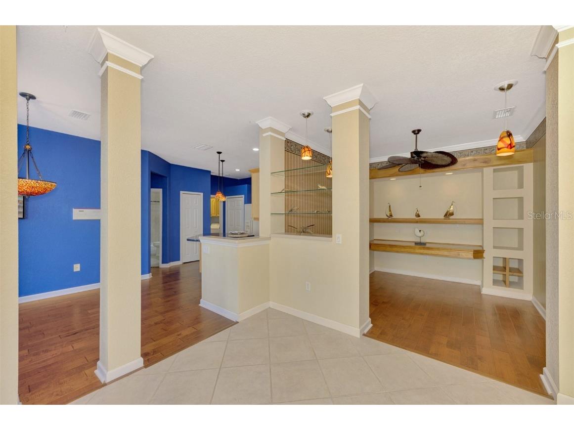 4914 Lakescene Place Sarasota FL 34243 A4636922 image15