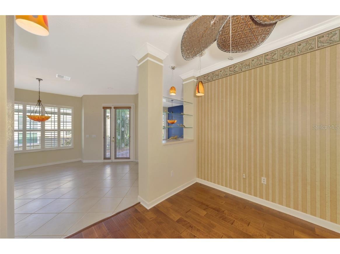 4914 Lakescene Place Sarasota FL 34243 A4636922 image17