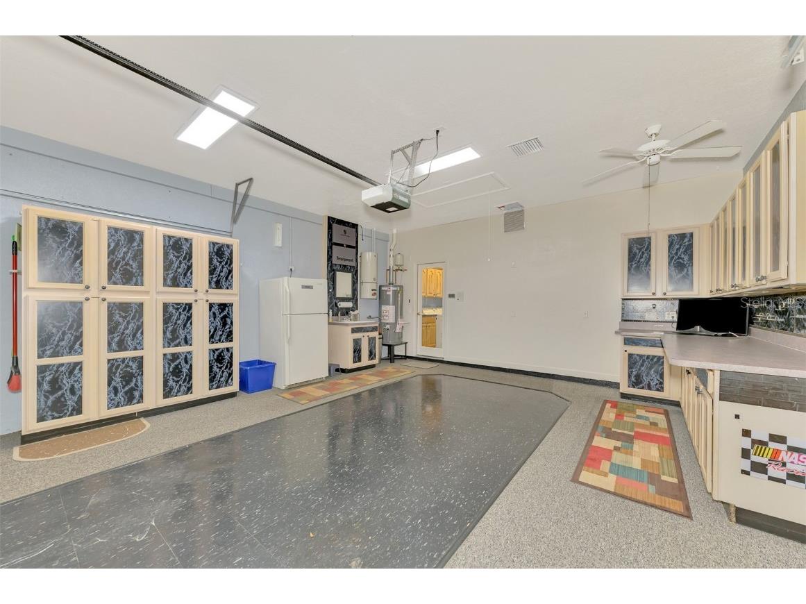 4914 Lakescene Place Sarasota FL 34243 A4636922 image35