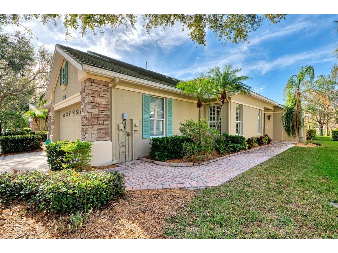 4914 Lakescene Place Sarasota FL 34243 A4636922 image9