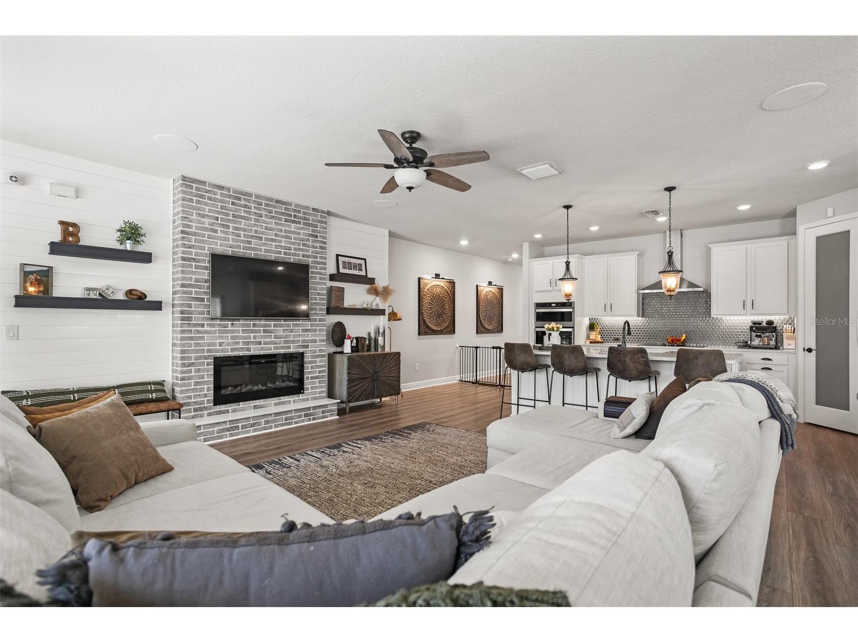 4914 Lakeshore Oaks Court Tampa FL 33624 TB8501426 image10
