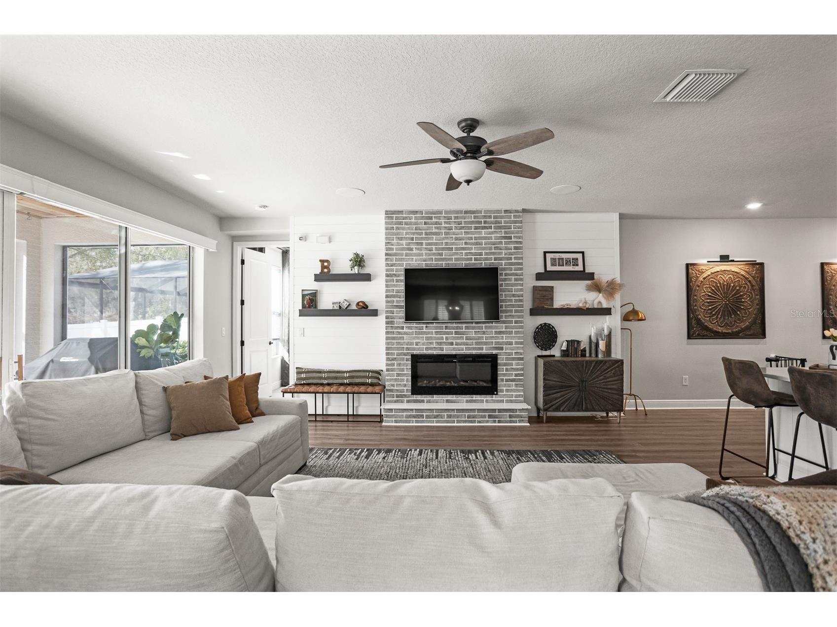 4914 Lakeshore Oaks Court Tampa FL 33624 TB8501426 image6
