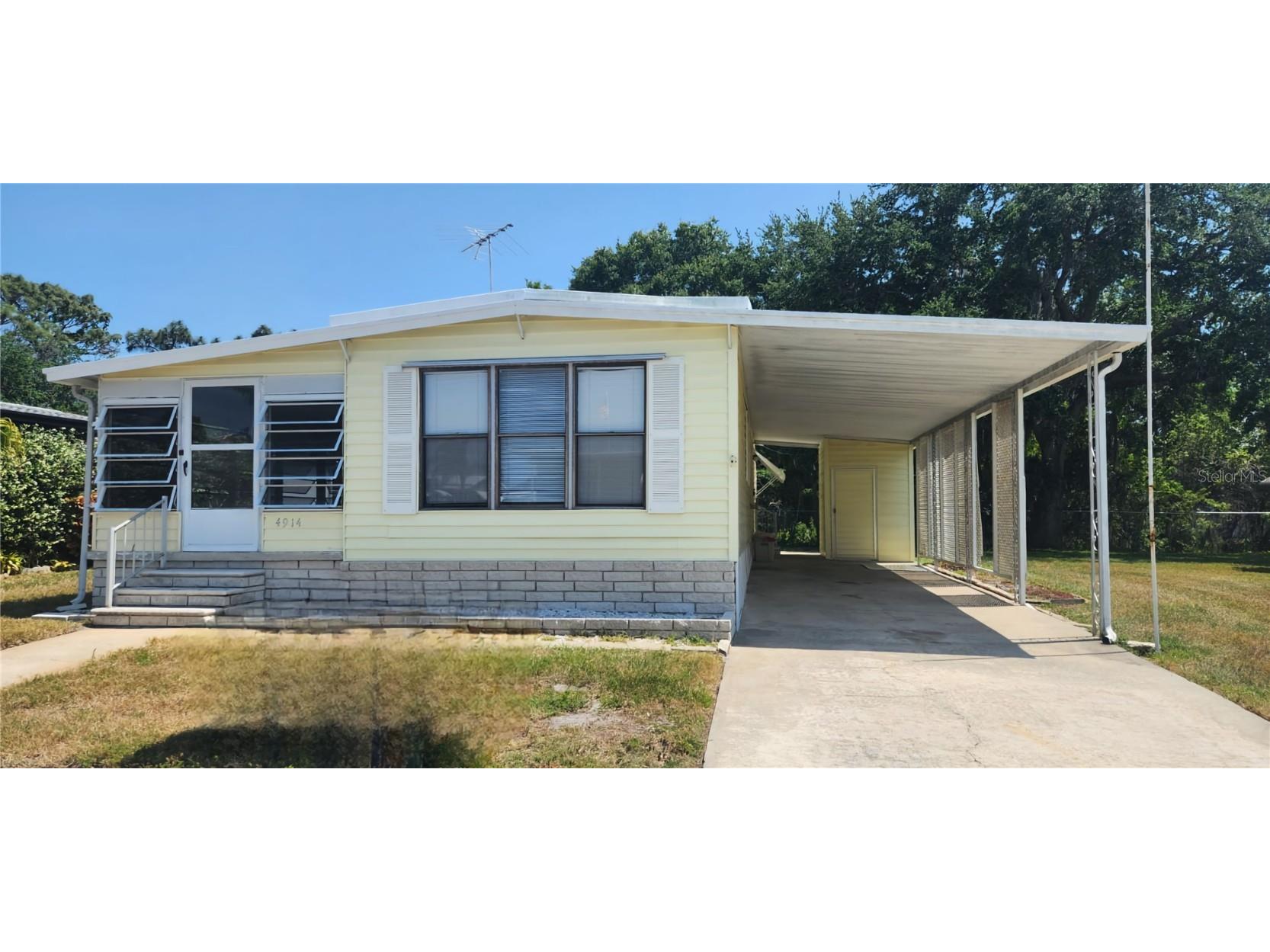 4914 Sherrell Drive Holiday FL 34690 J975658 image1