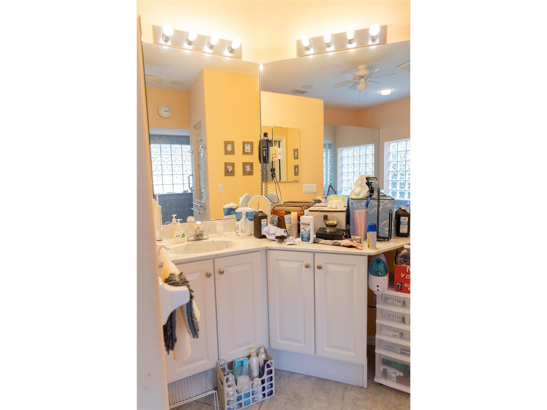 4914 Yellowstone Drive New Port Richey FL 34655 TB8410847 image35