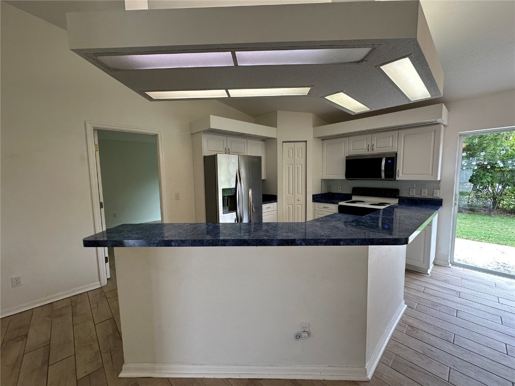 4915 Barcelona Avenue Sarasota FL 34235 A4667817 image7