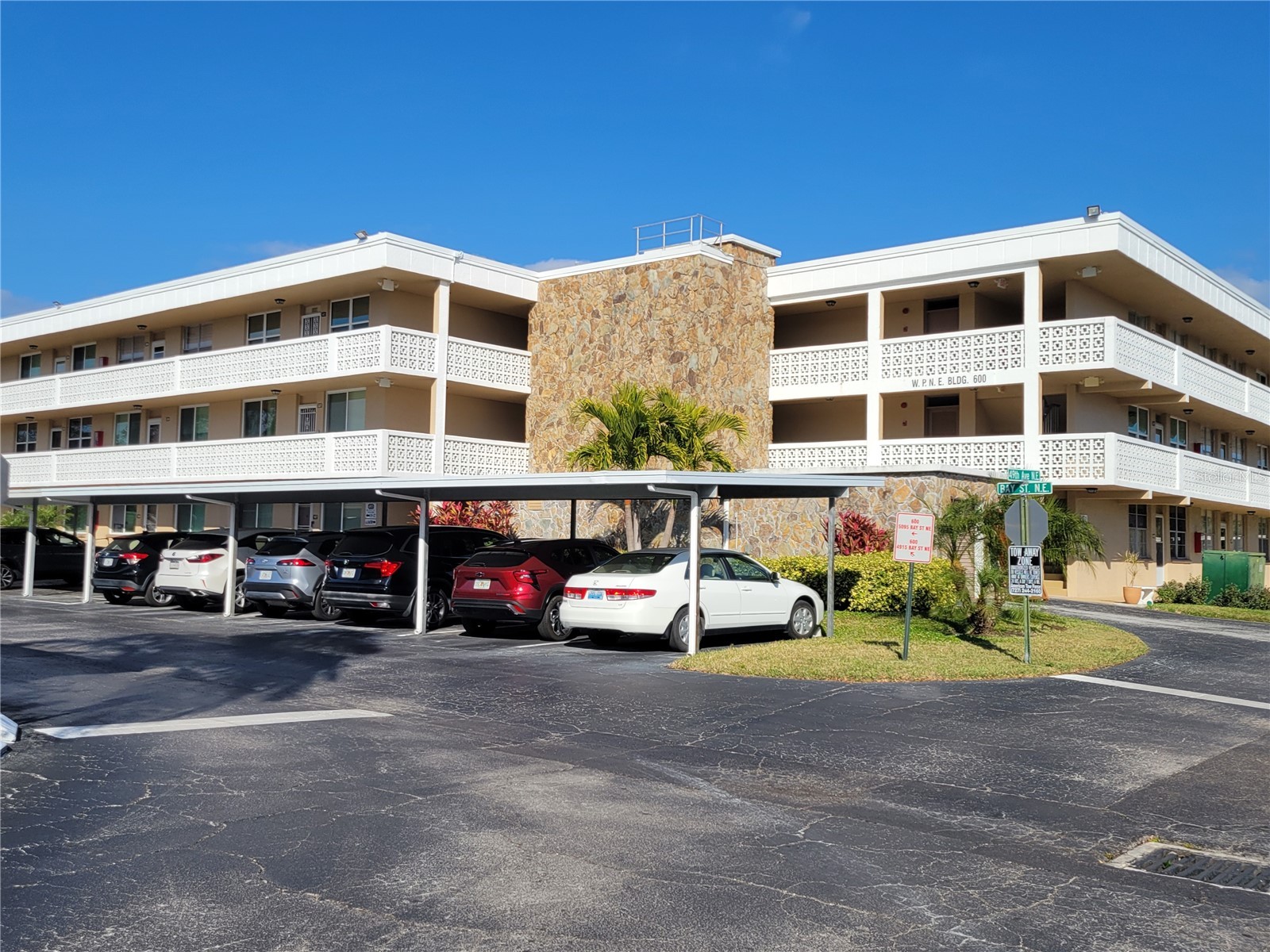 4915 Bay Street NE #122 Saint Petersburg FL 33703 TB8438505 image1