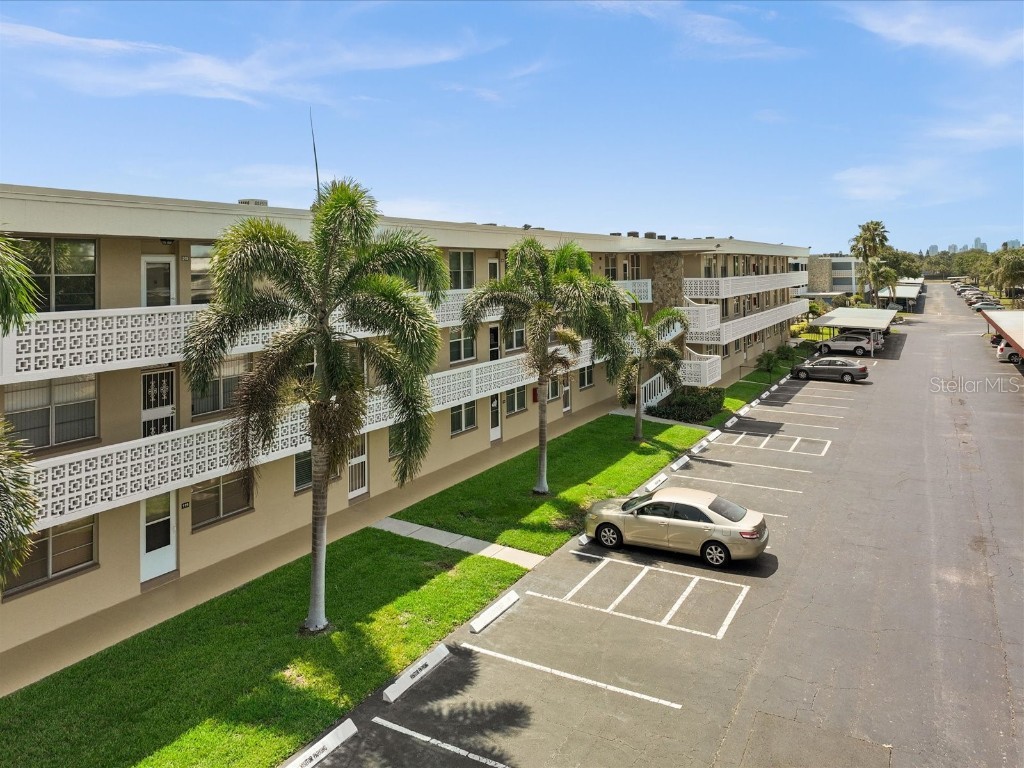 4915 Bay Street NE #321 Saint Petersburg FL 33703 T3429779 image1