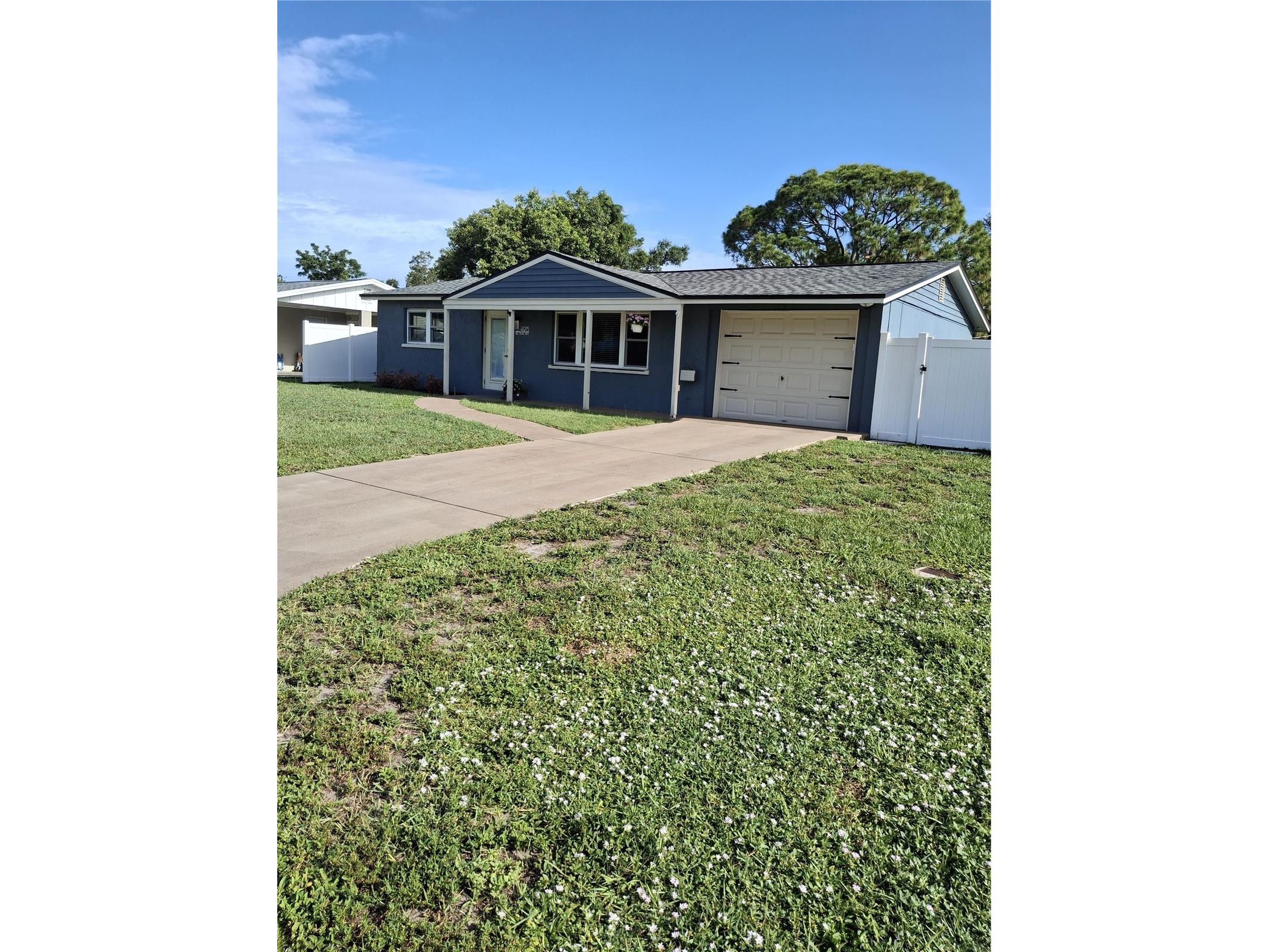 4915 Bell Meade Drive Sarasota FL 34232 A4699730 image1