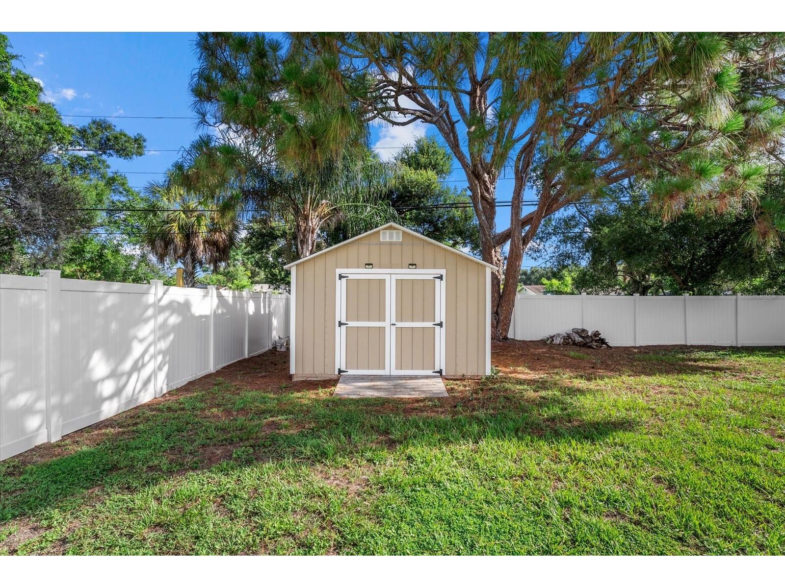 4915 Bell Meade Drive Sarasota FL 34232 A4699730 image24
